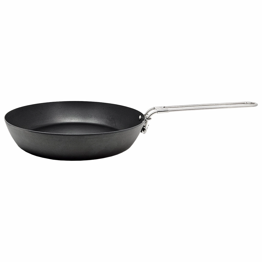 10" Carbon Skillet professional grade outdoor cooking tools