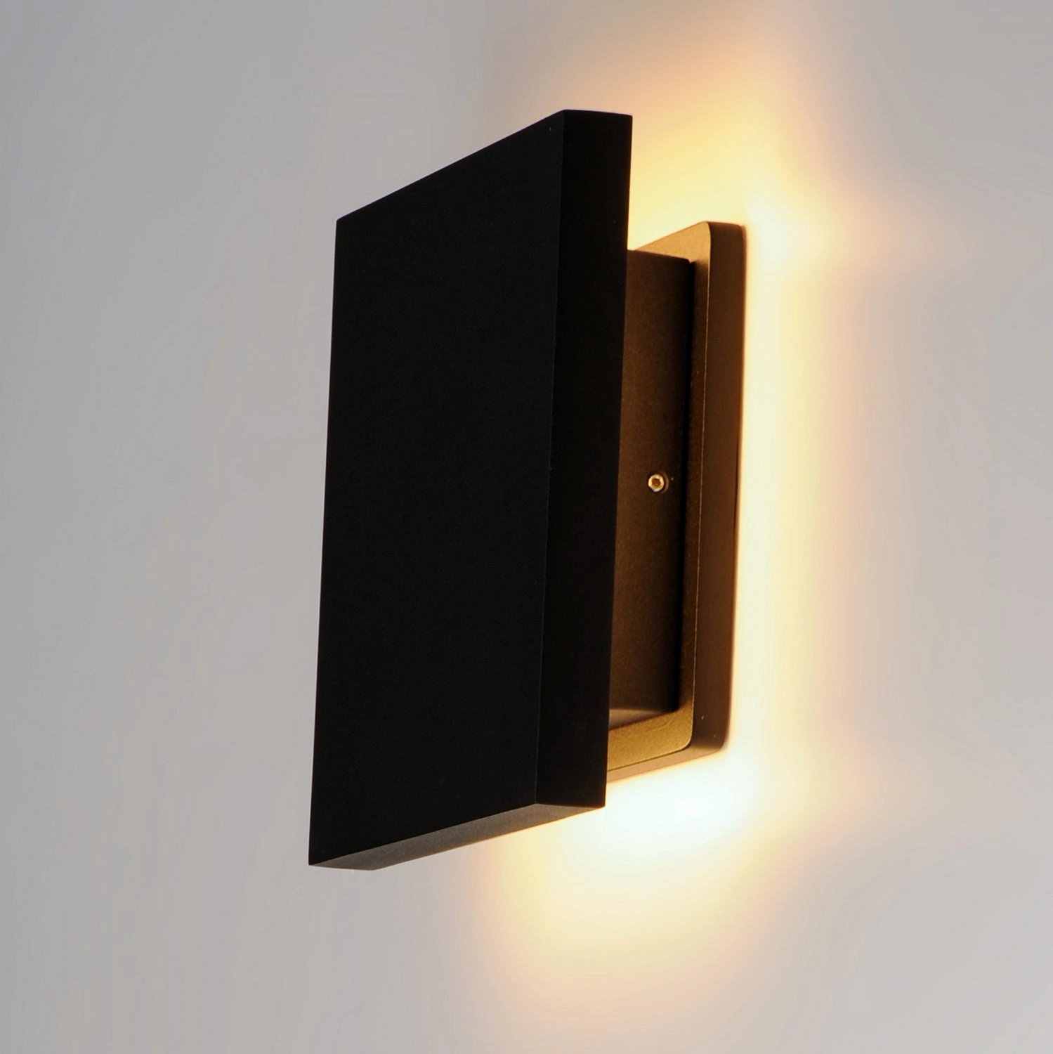 Alumilux Tau LED Outdoor Wall Sconce Black