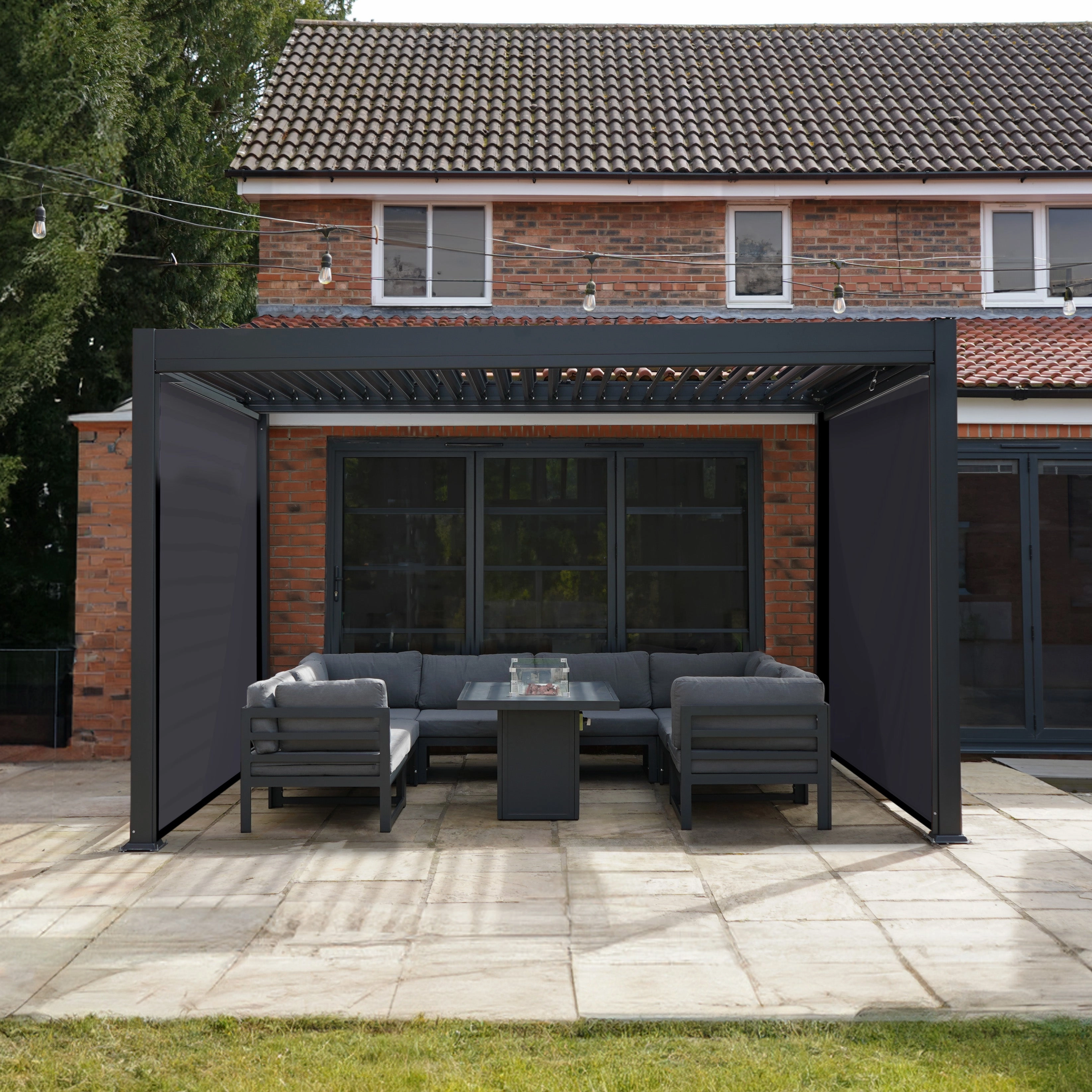 Aluminium Pergola With Anthracite Blinds - 3m x 4m