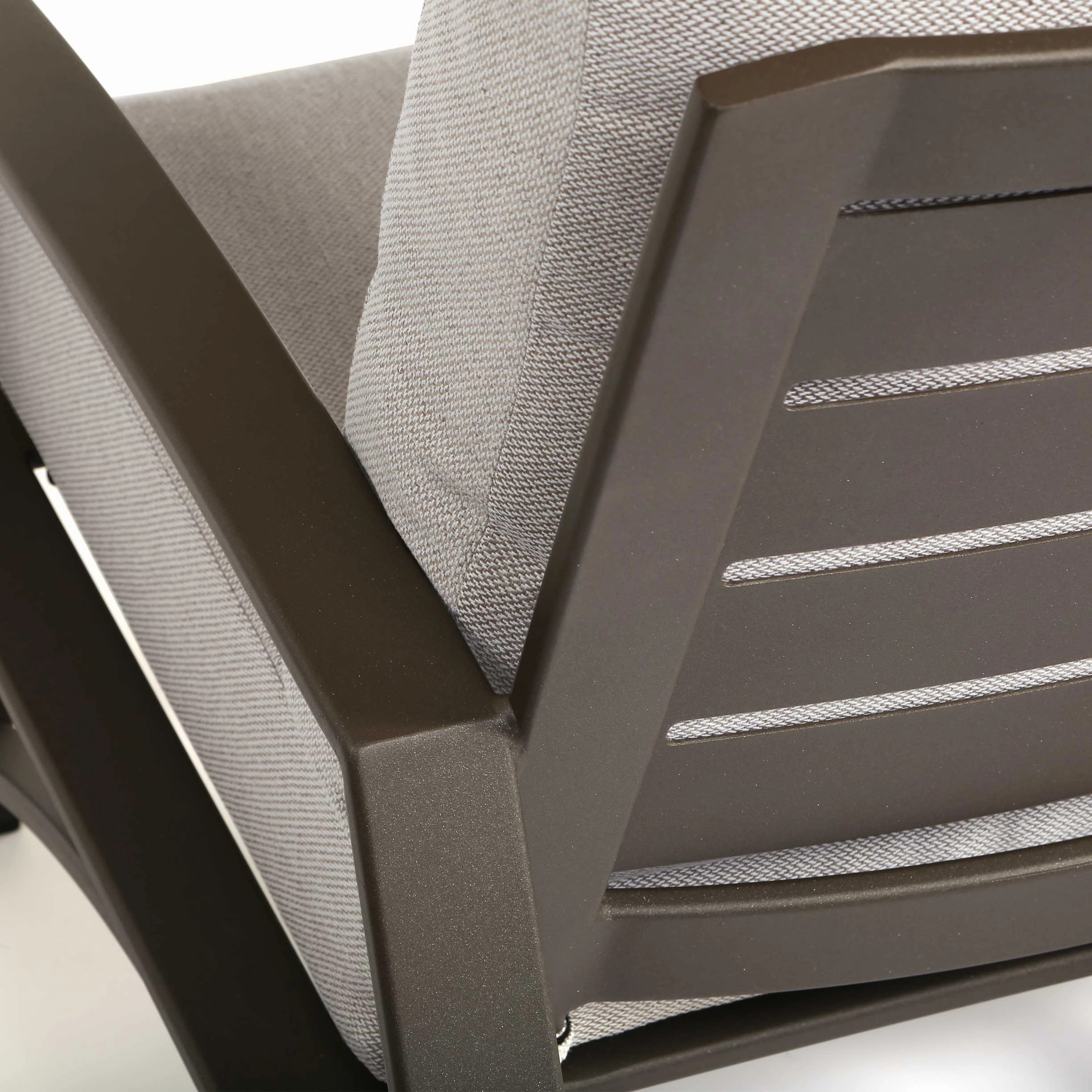 Arc Lounge Chair
