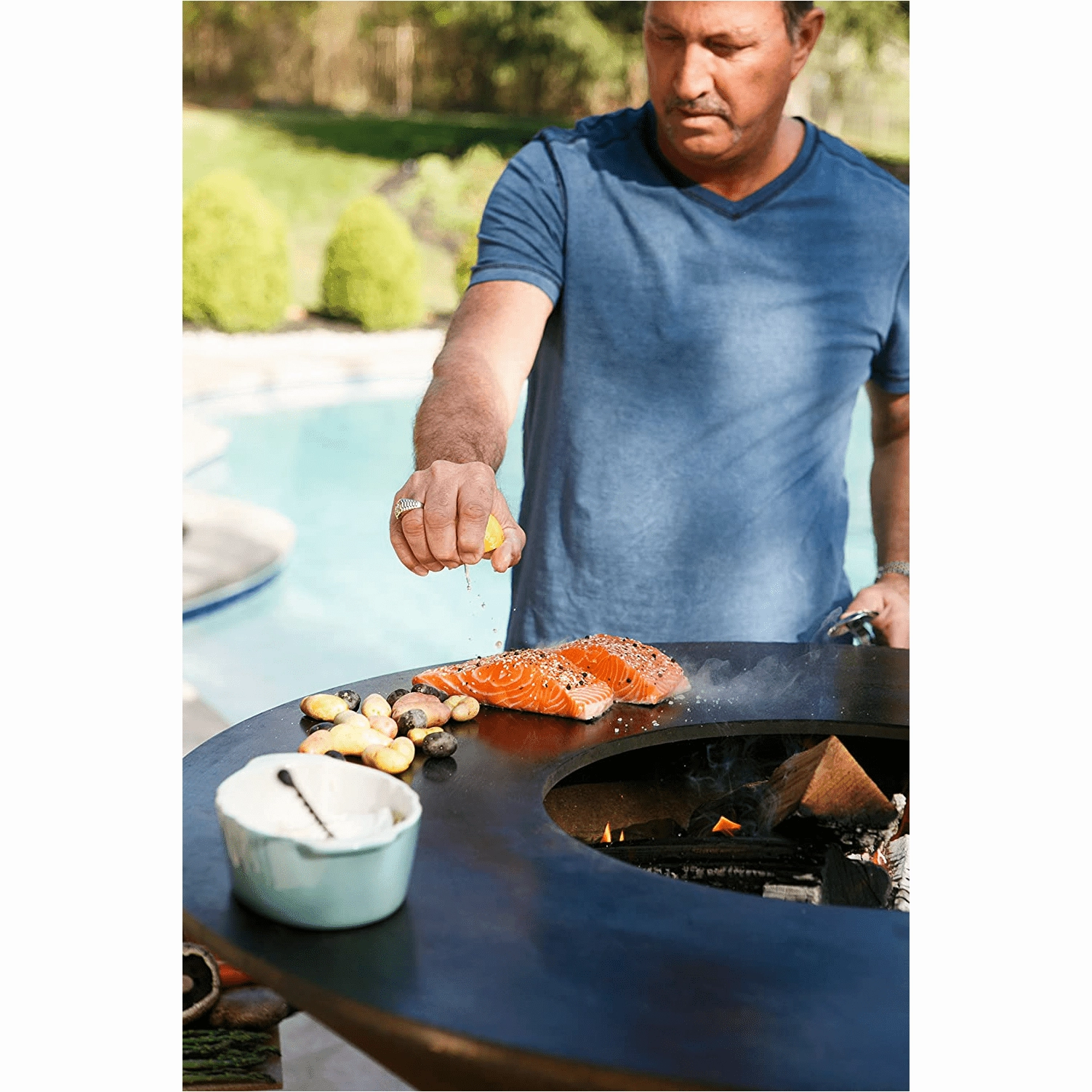 Arteflame Classic 40" Grill - Tall Round Base