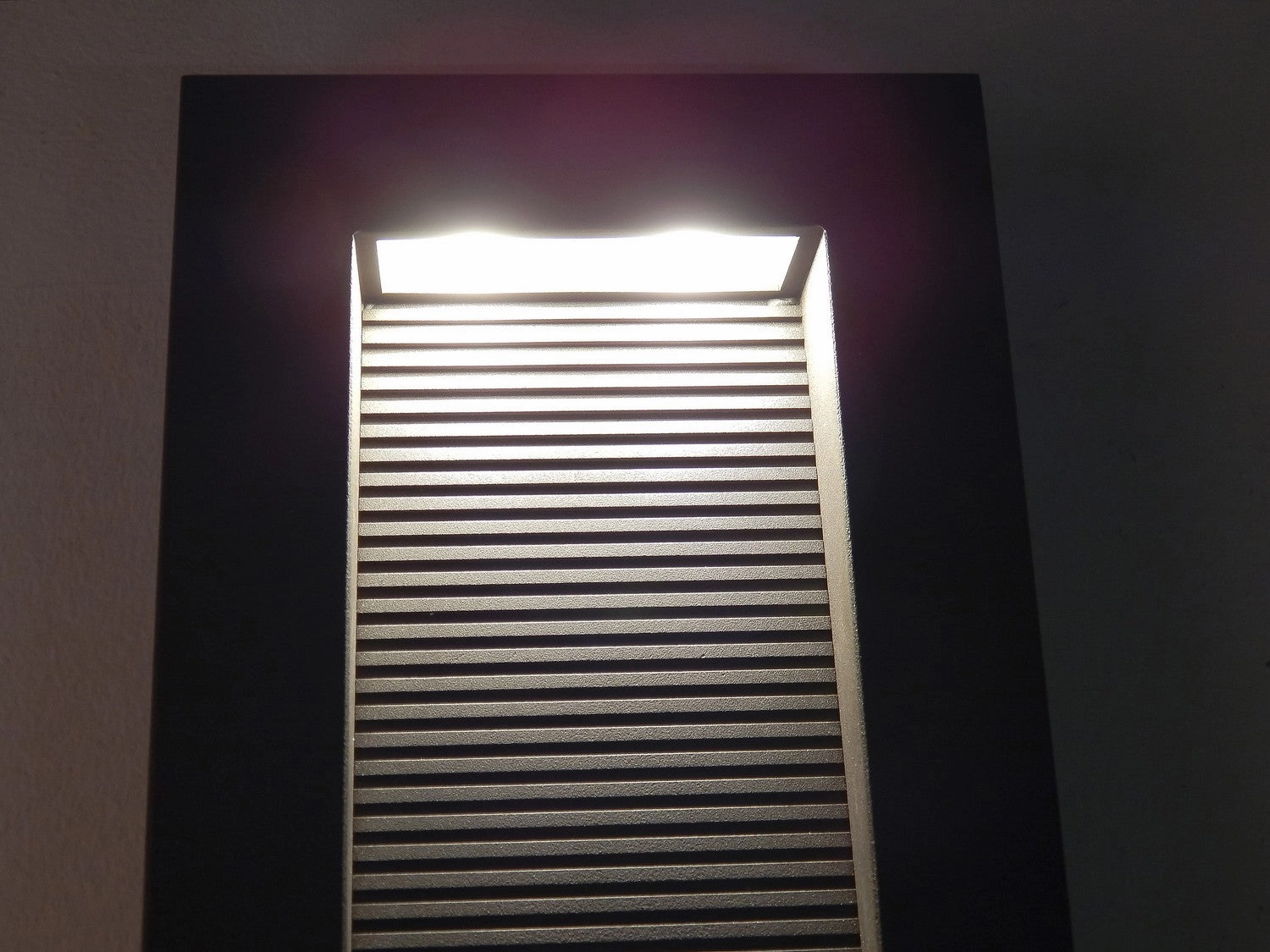 Avenue LED LED Outdoor Wall Sconce Architectural Bronze
