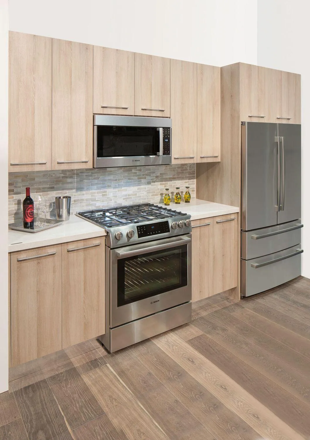 Bosch HMV3054U 300 Series Over-The-Range Microwave 30" Left Sideopening Door, Stainless Steel Hmv3054U