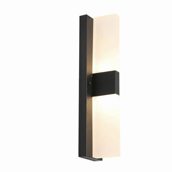 Canarm Corin Outdoor Wall LightWeatherproof outdoor lighting
