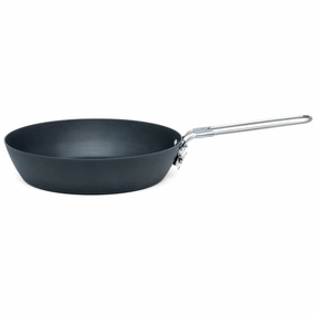 Carbon Skillet professional grade outdoor cooking tools