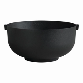 Castle PlanterDurable outdoor patio accessories