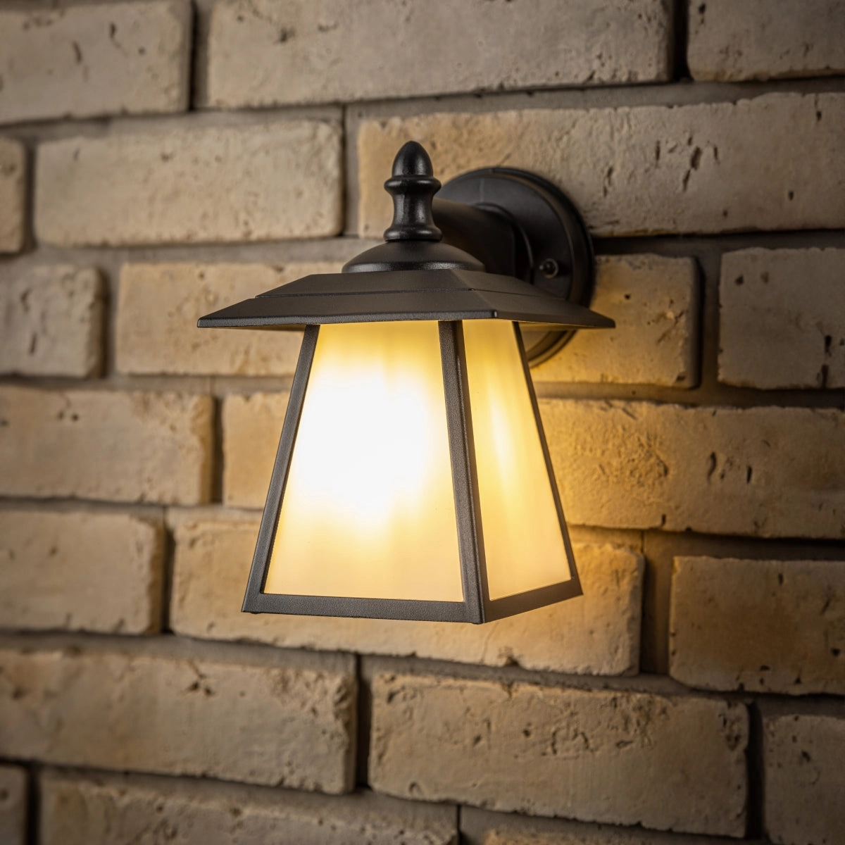CGC CELINE Black Outdoor Wall Light Vintage Opal Diffuser E27 Standard Screw IP44Outdoor wall sconces with motion sensor