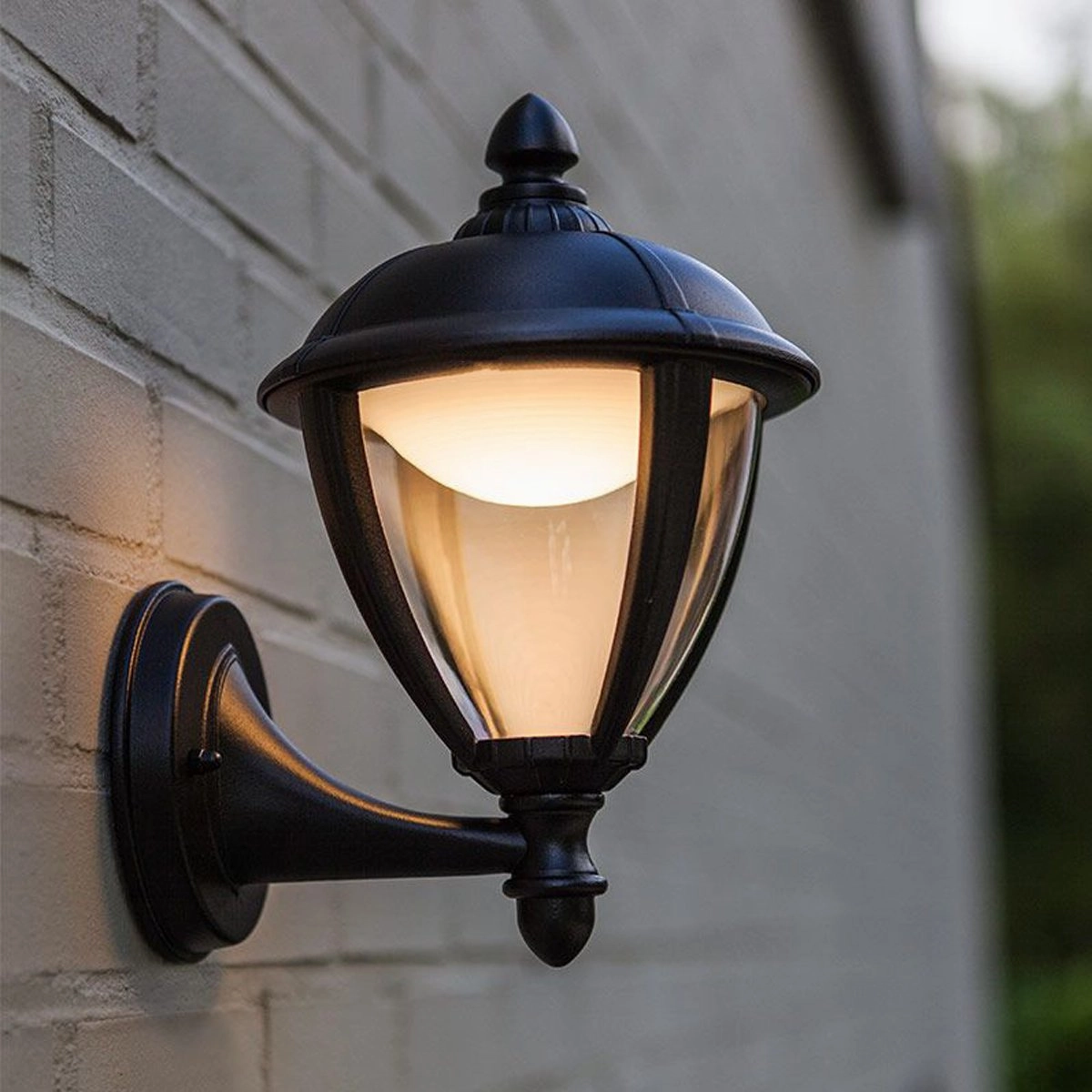 CGC CINDY Black Outdoor LED Wall Coach Lantern LightWeatherproof outdoor lighting