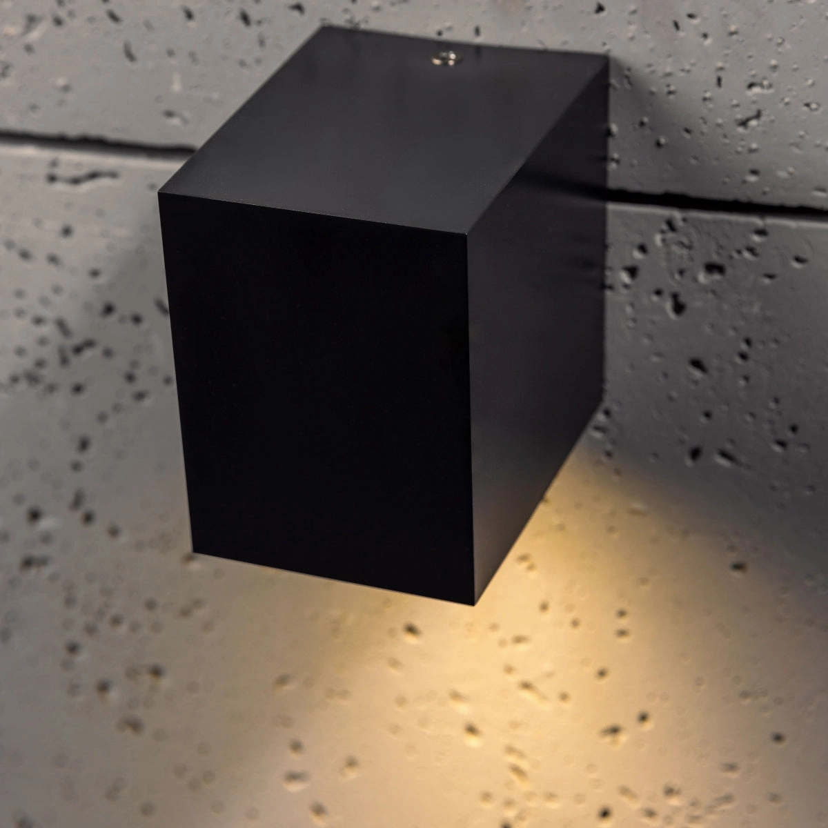 CGC EILEEN Black Modern Outdoor Rectangle Single Spotlight