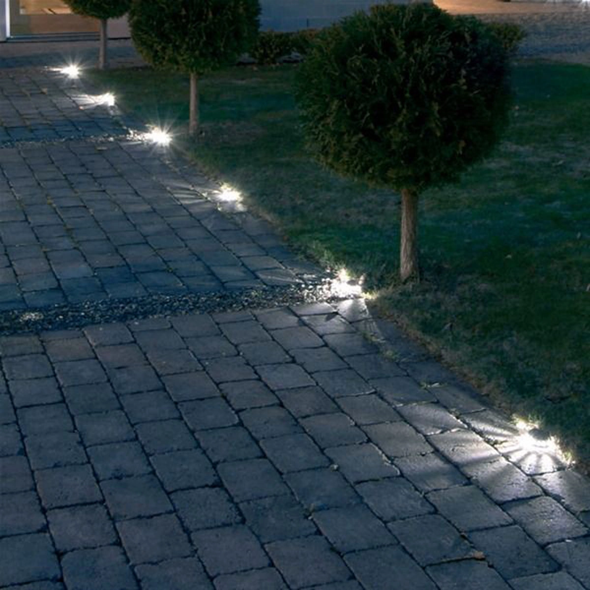 CGC IMAN Drive Over Inground 8 Way LightWeatherproof outdoor lighting