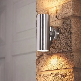 CGC VERITY Stainless Steel LED Outdoor Wall SpotlightWeatherproof outdoor lighting