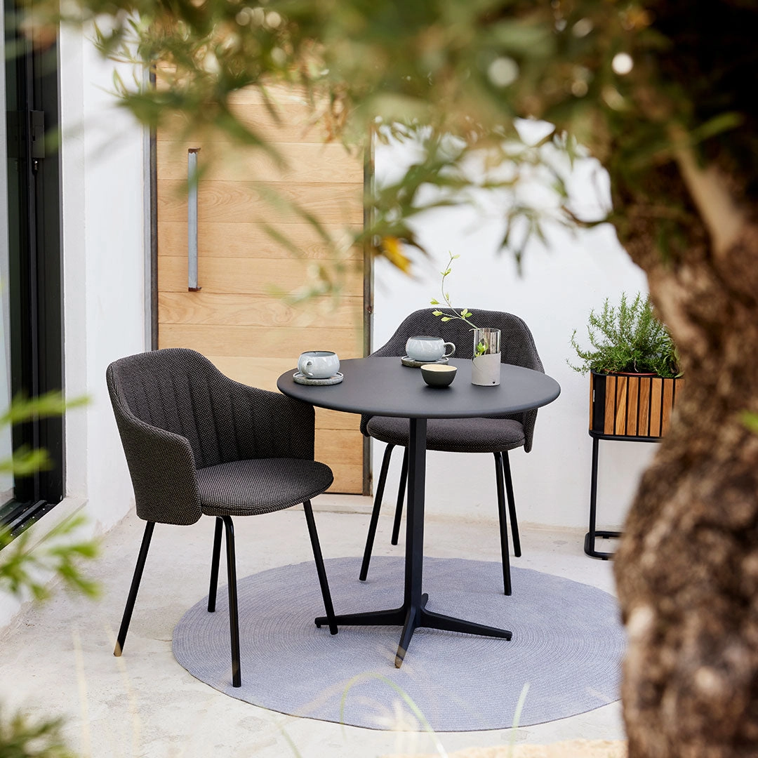 Choice Outdoor Chair - 4 Legs - w/ Back and Seat Cushion