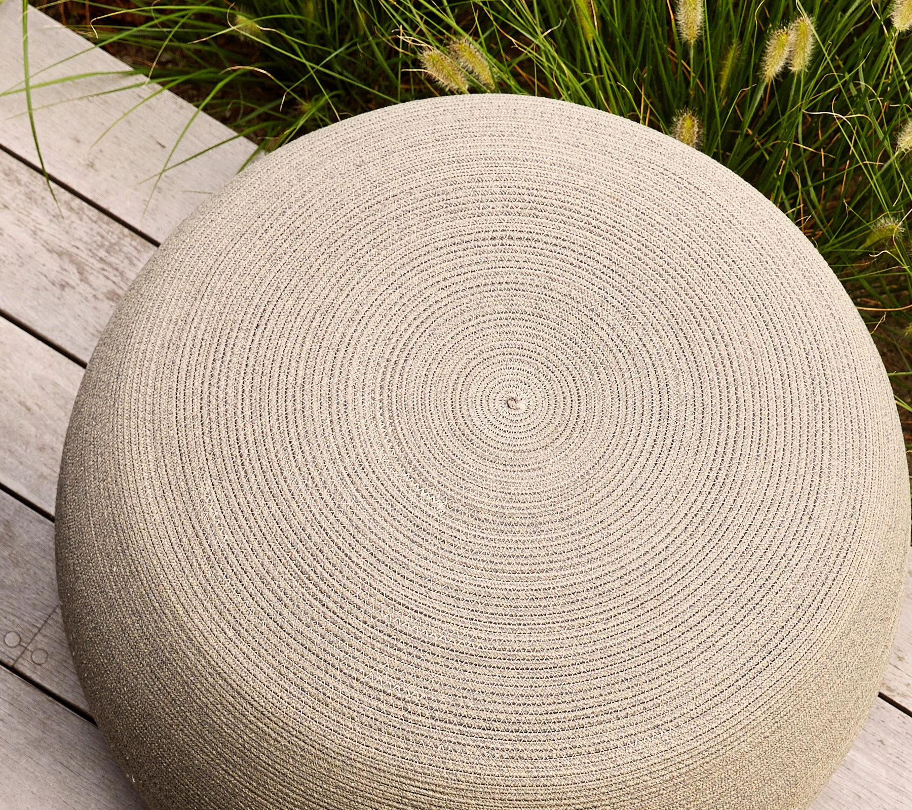 Circle footstool large