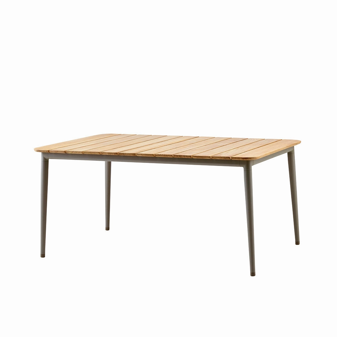 Core Outdoor Dining Table
