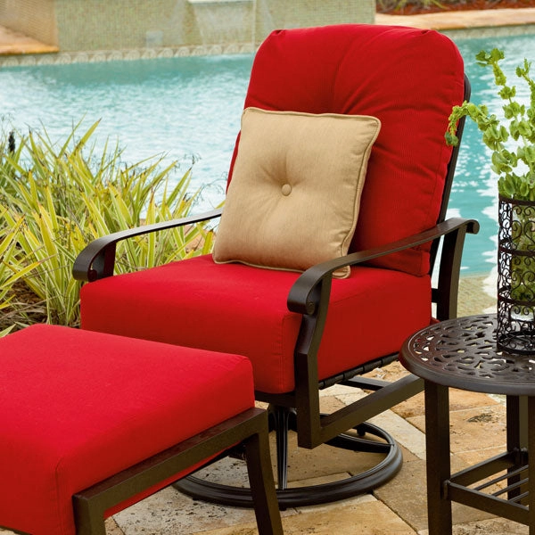 Cortland Extra Large Swivel Club Rocker