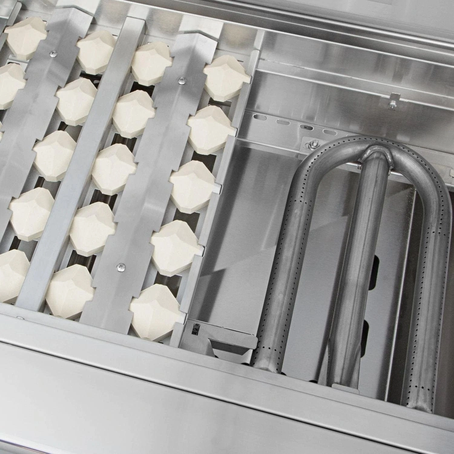 Delta Heat 26-Inch 2-Burner Built-In Gas Grill DHBQ26G-D