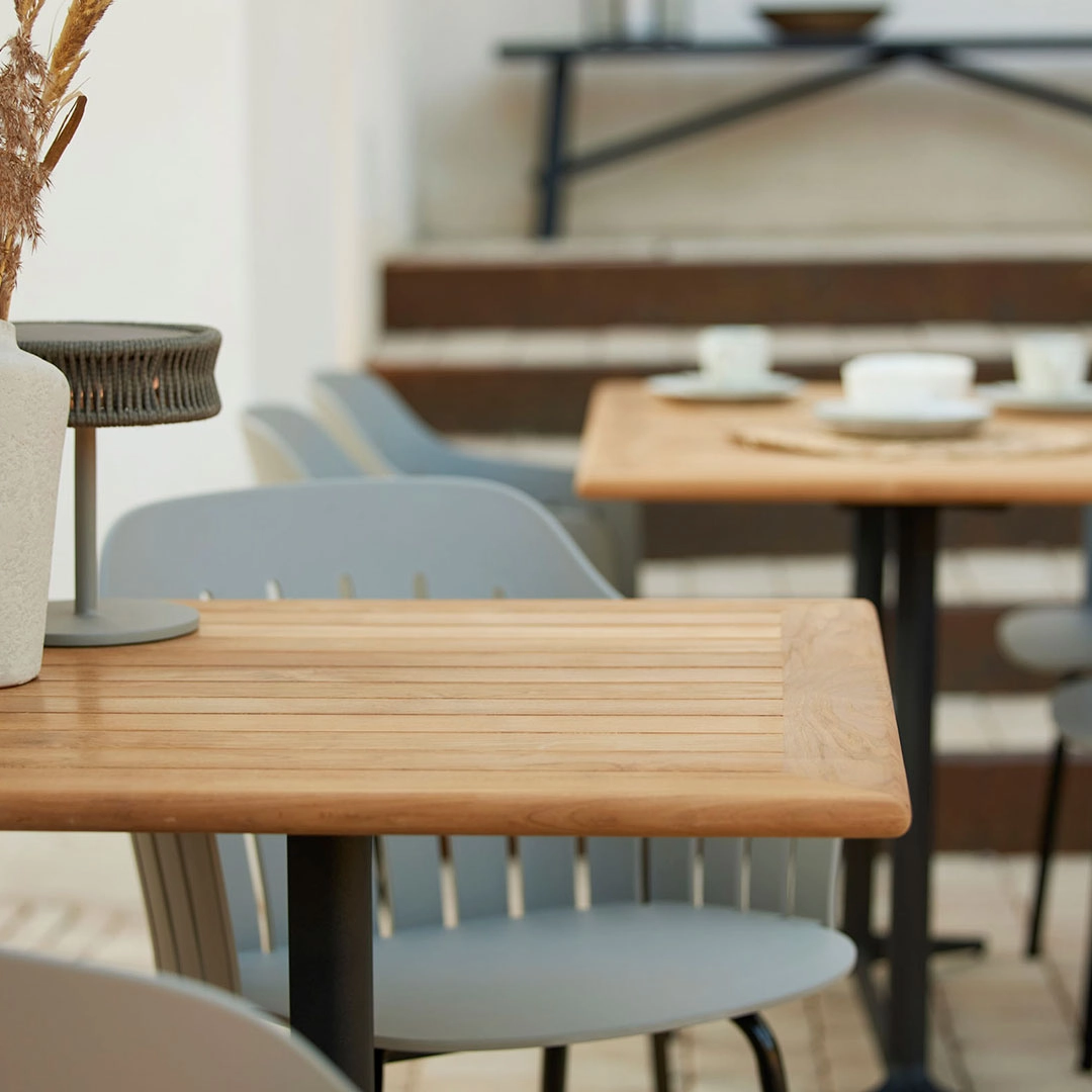 Drop Outdoor Caf Table - Rectangular