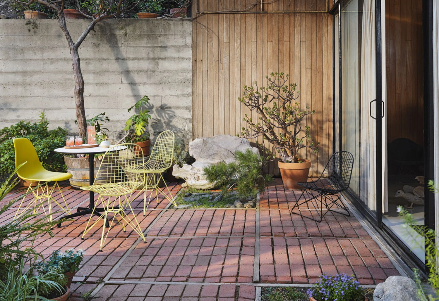 Eames LKR Wire Chair