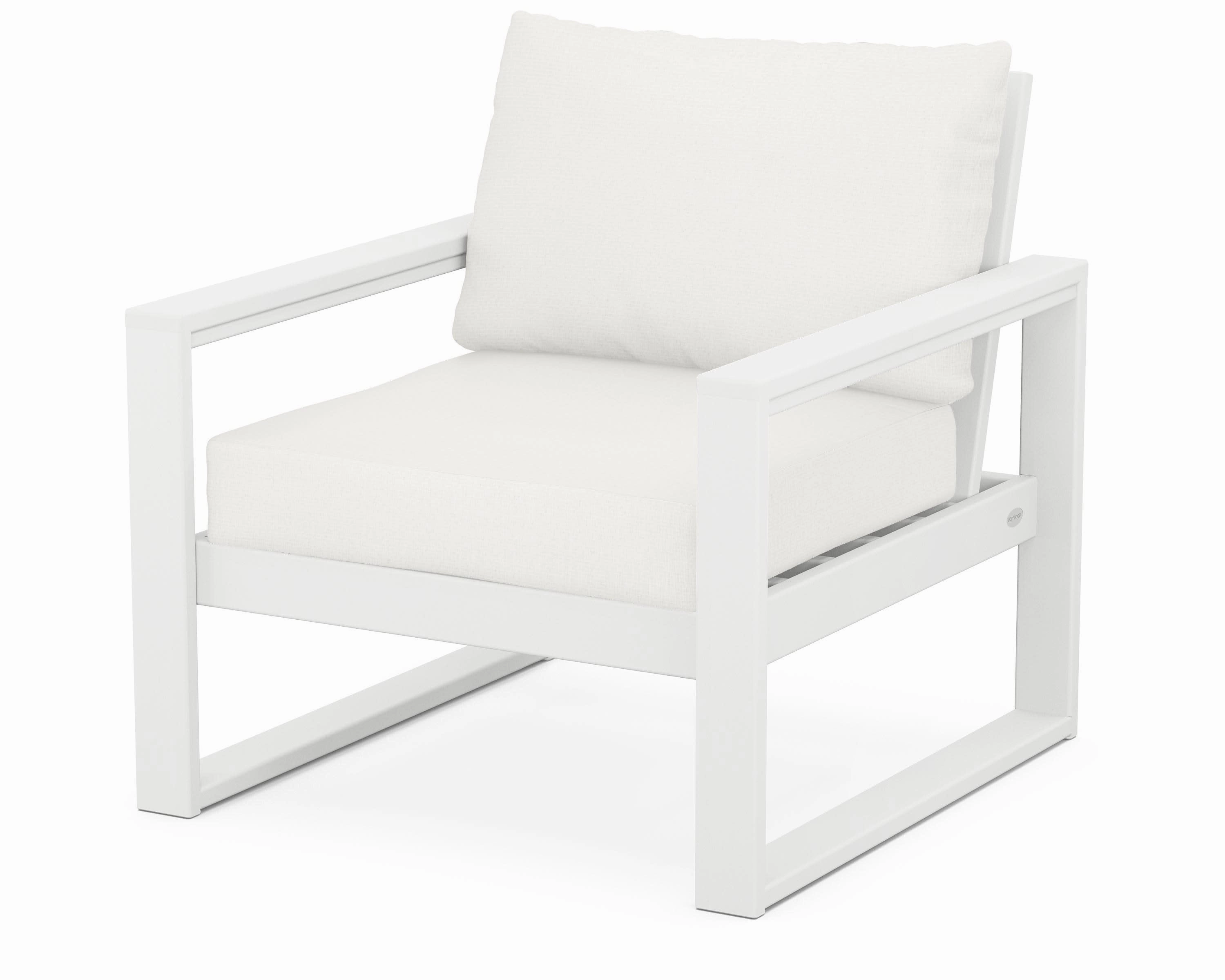 EDGE Club Chair