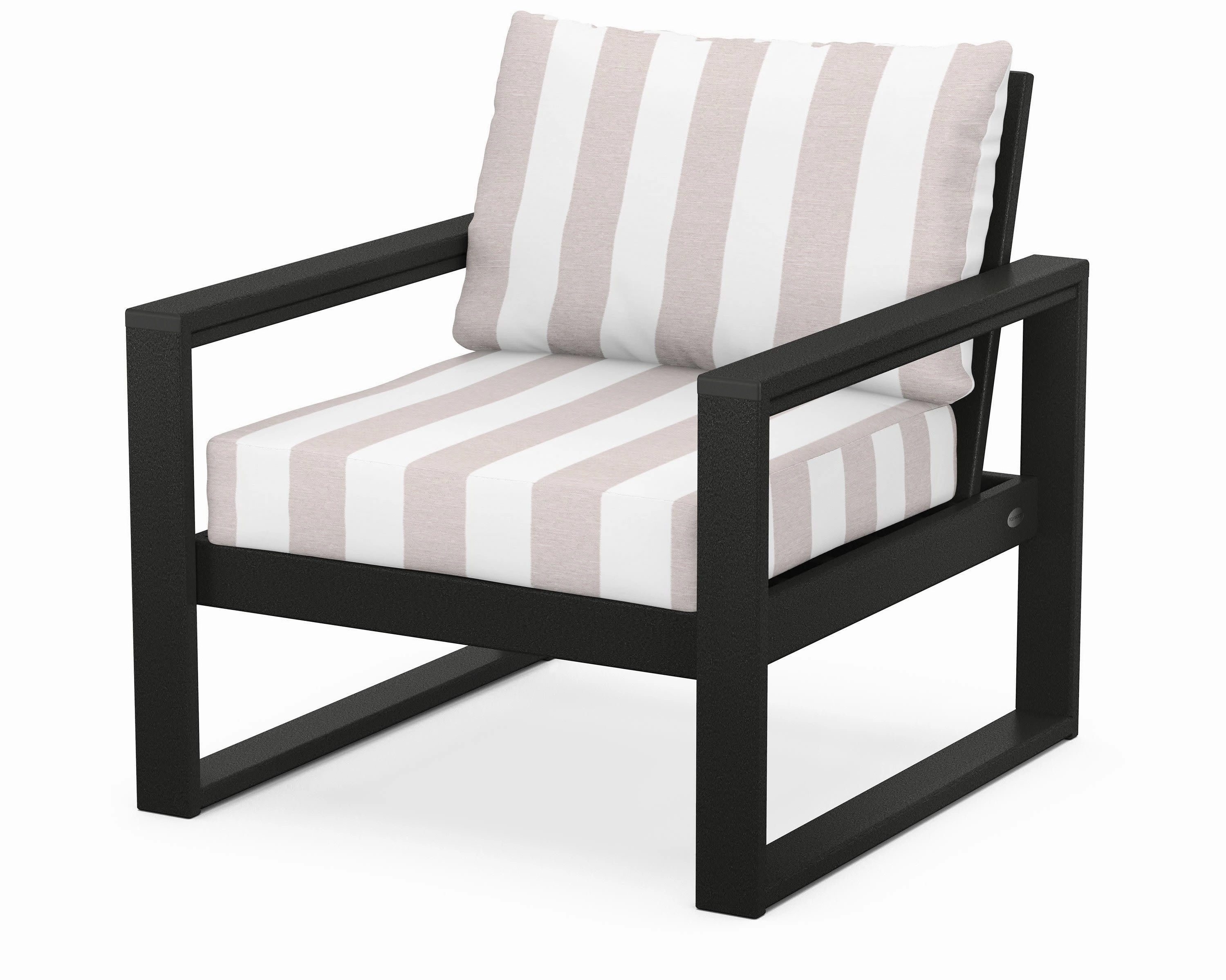 EDGE Club Chair