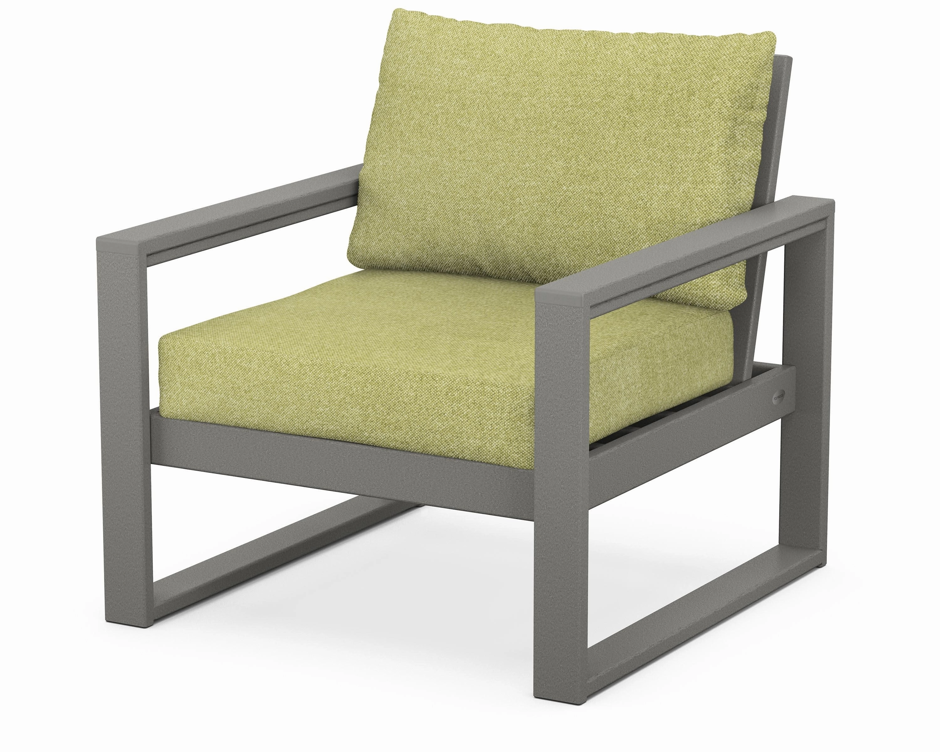 EDGE Club Chair