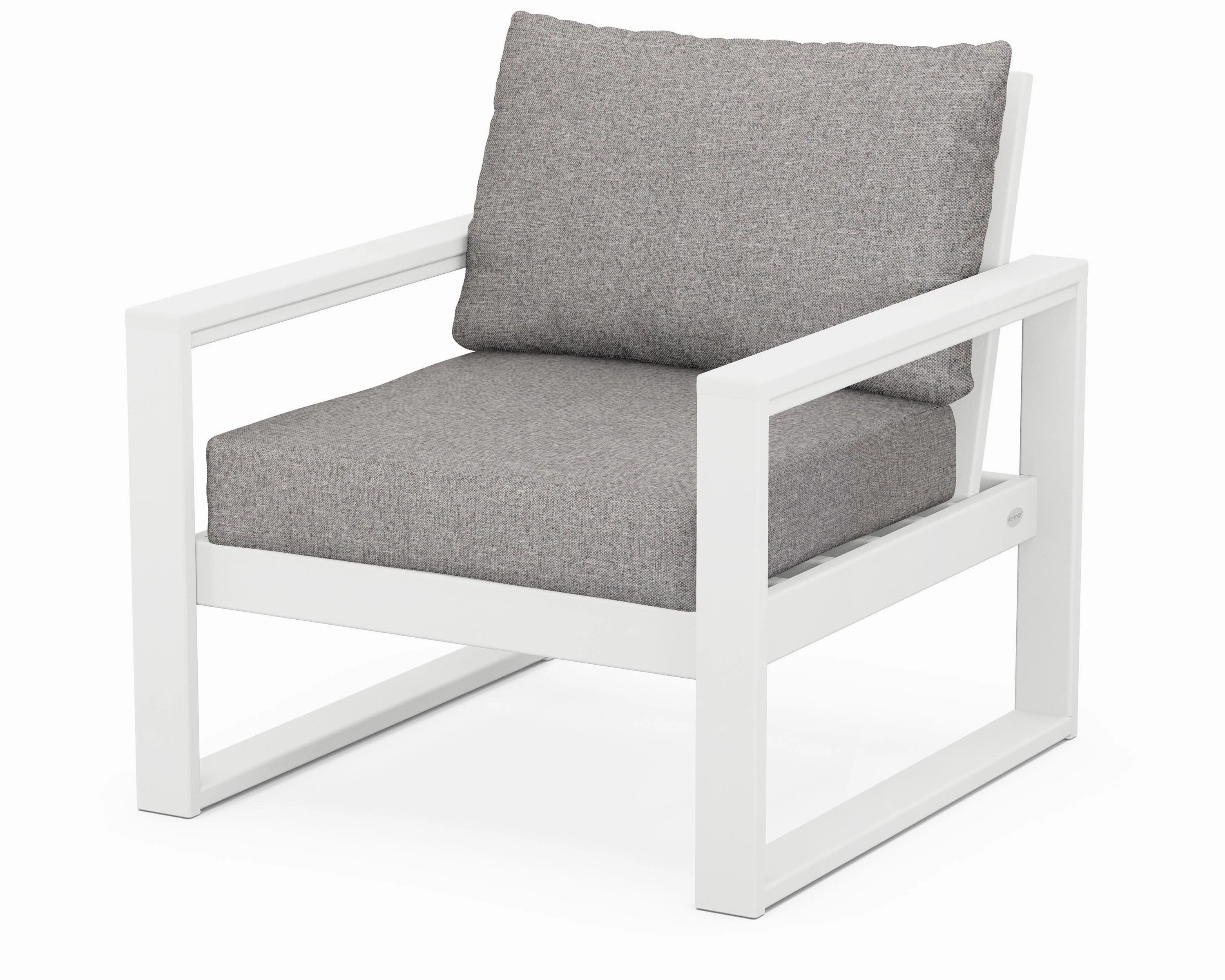 EDGE Club Chair