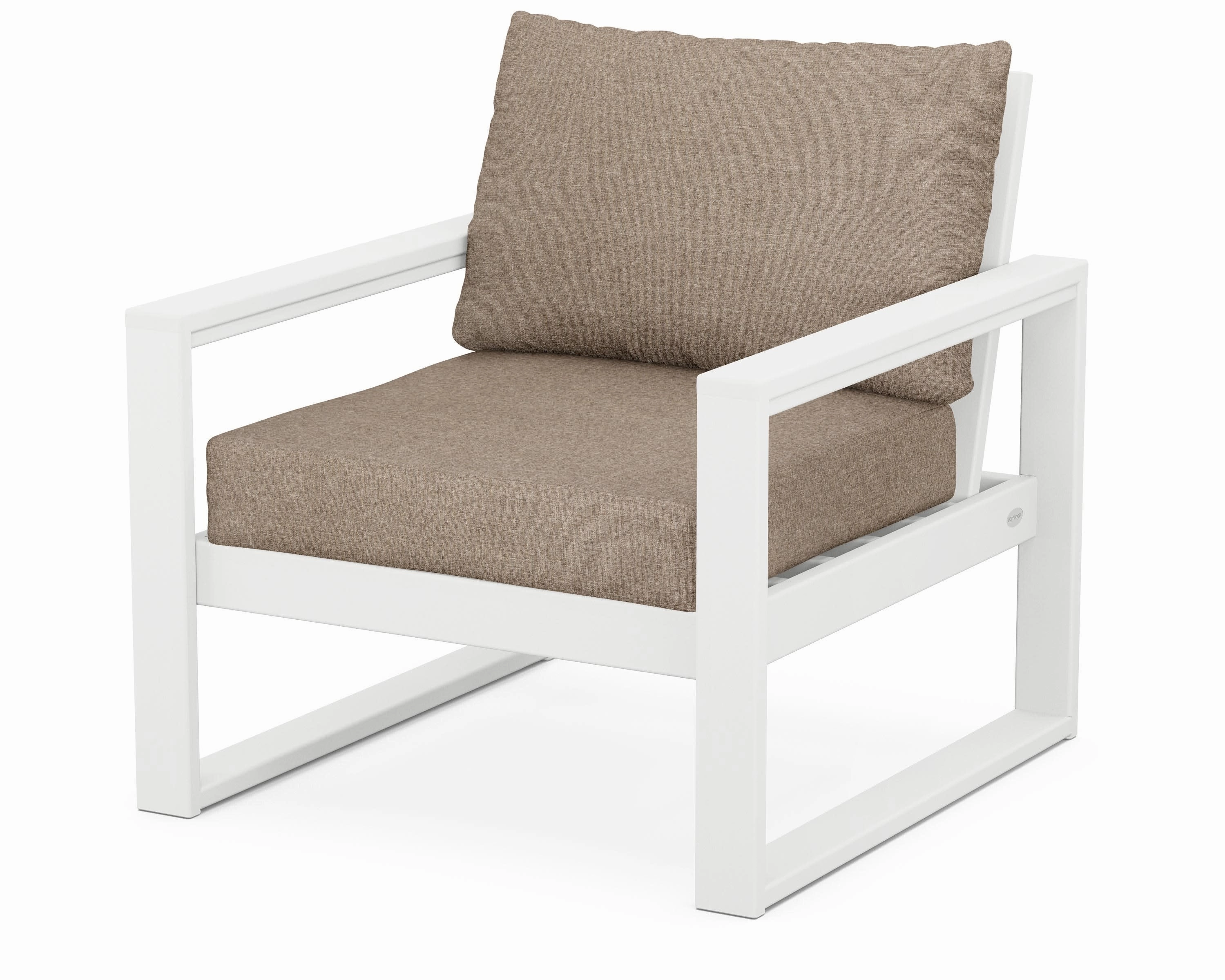 EDGE Club Chair
