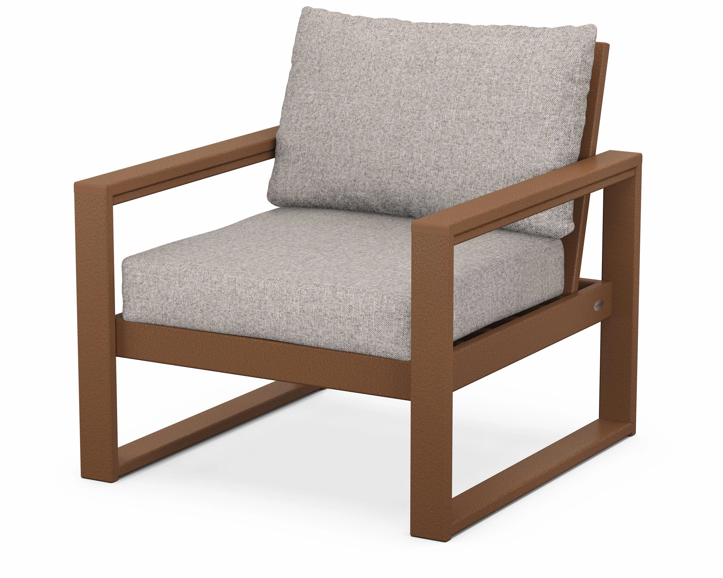 EDGE Club Chair