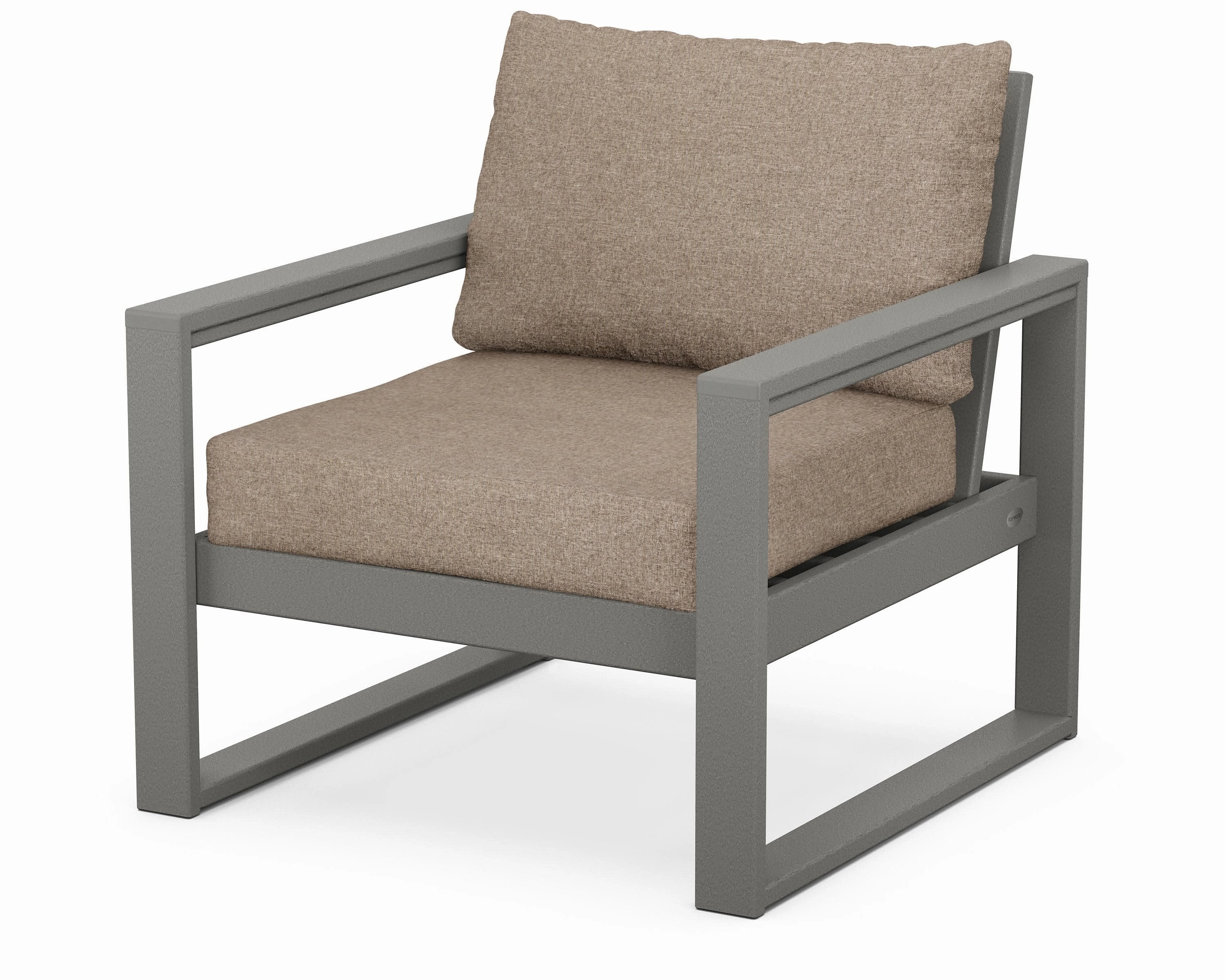 EDGE Club Chair