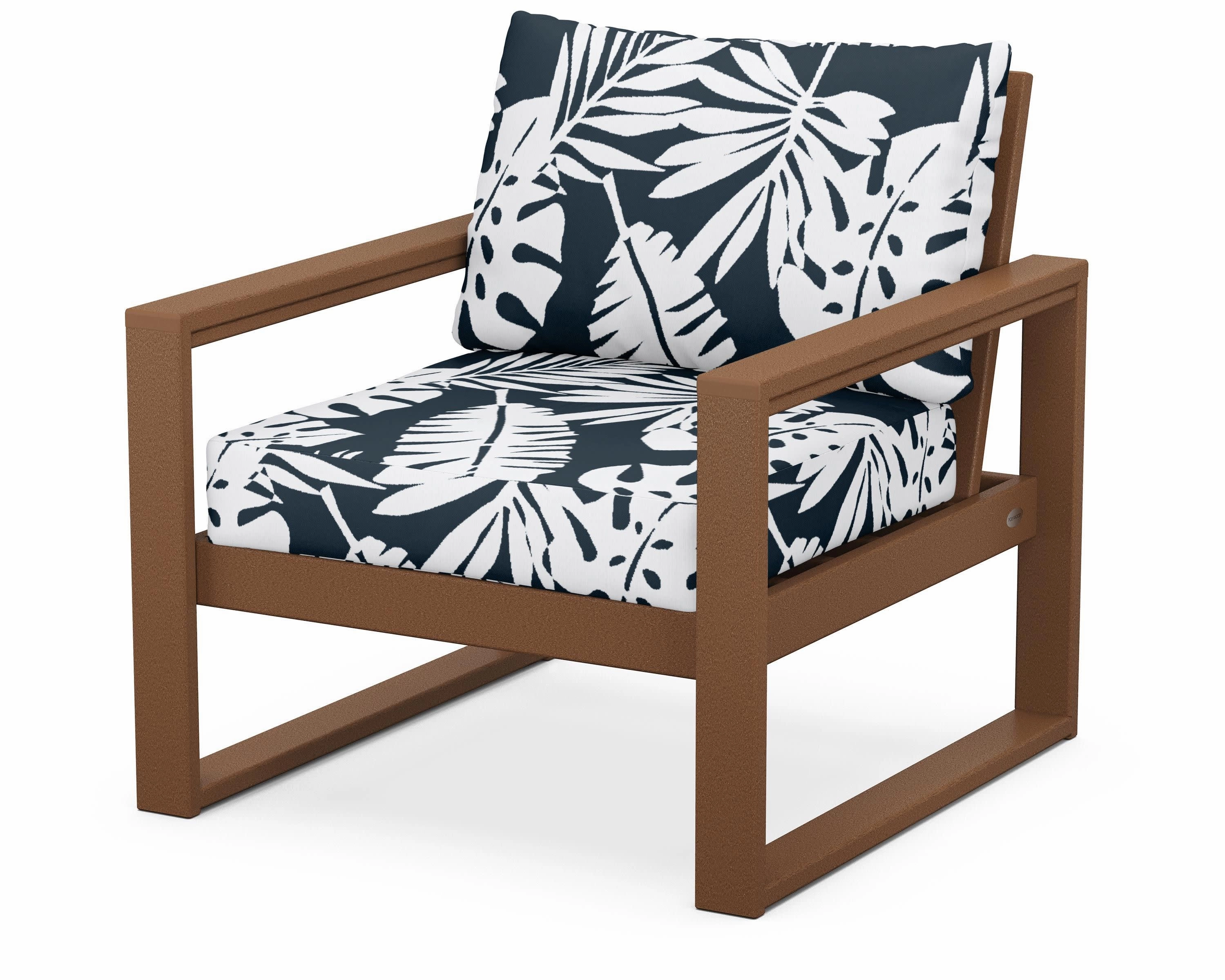 EDGE Club Chair