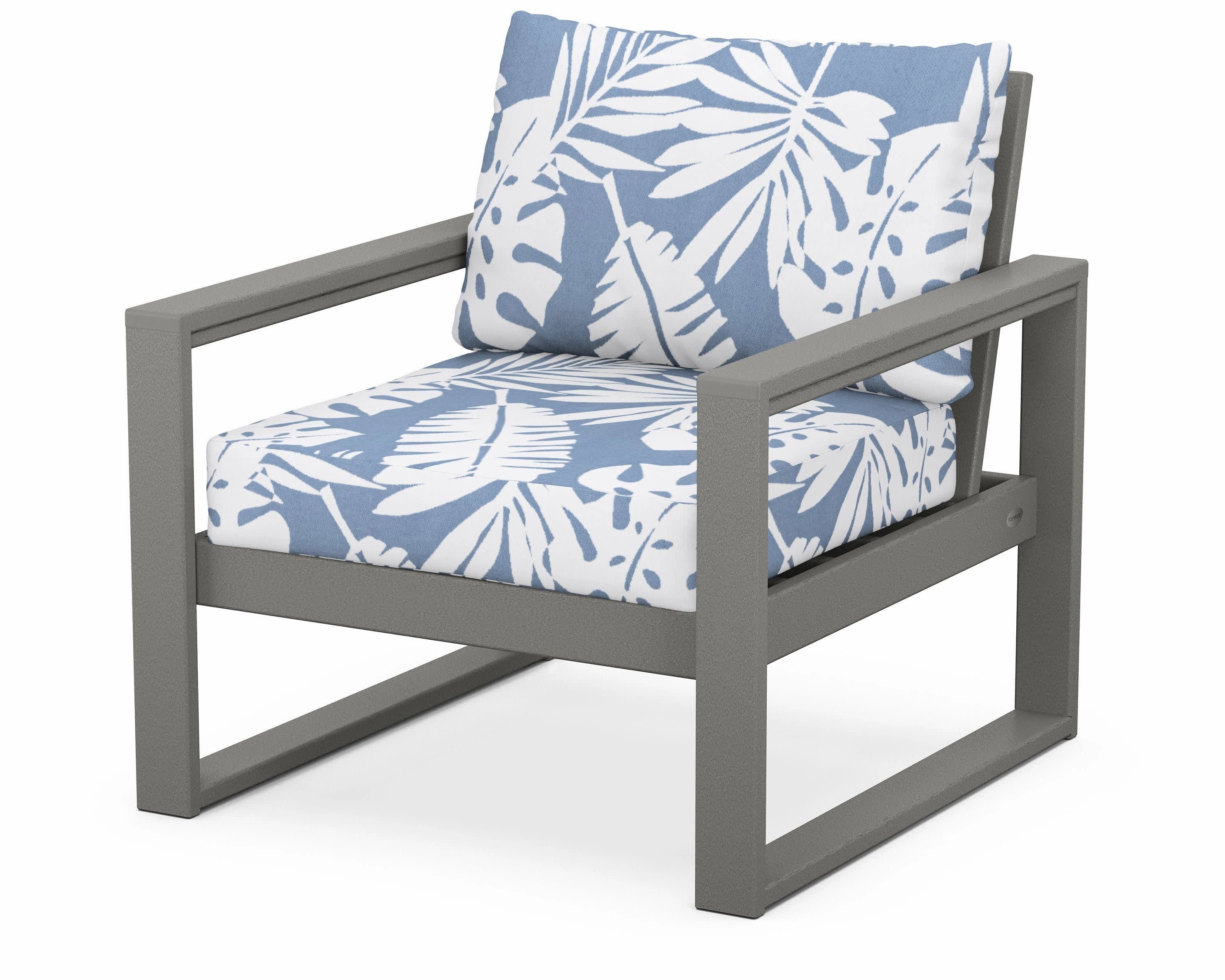 EDGE Club Chair