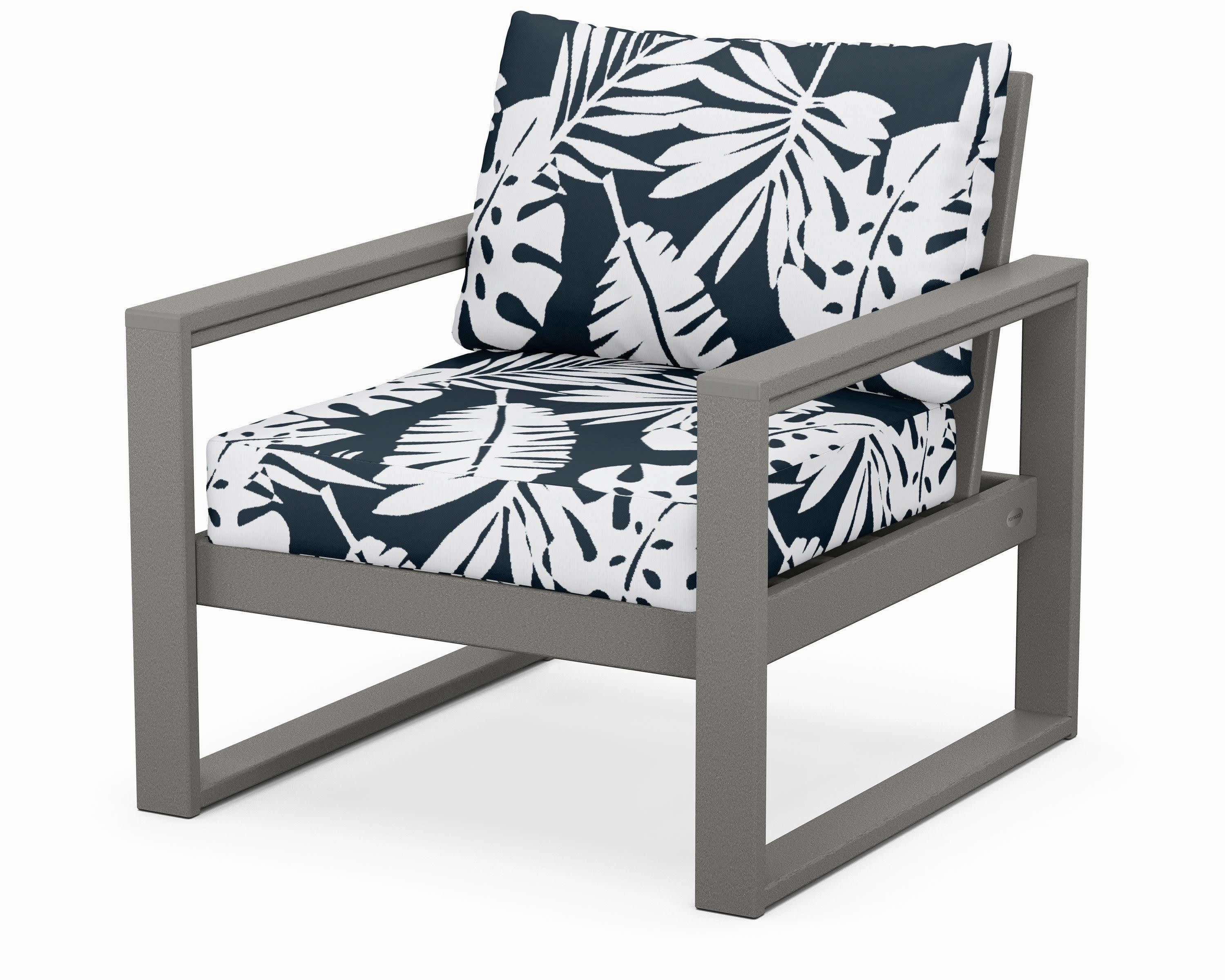 EDGE Club Chair