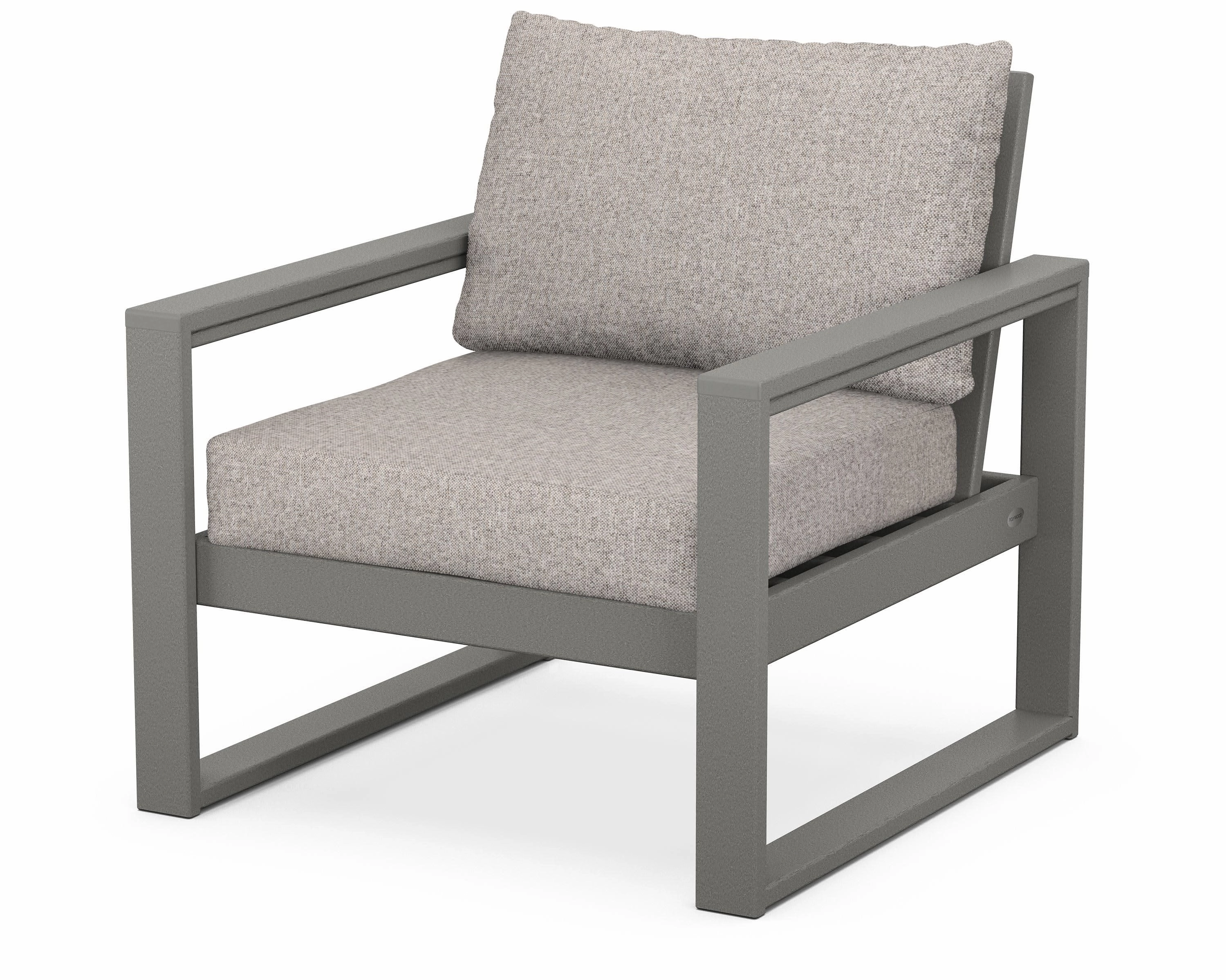 EDGE Club Chair