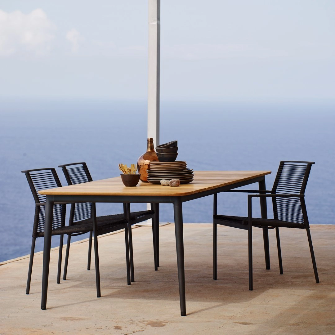 Edge Outdoor Armchair - Stackable