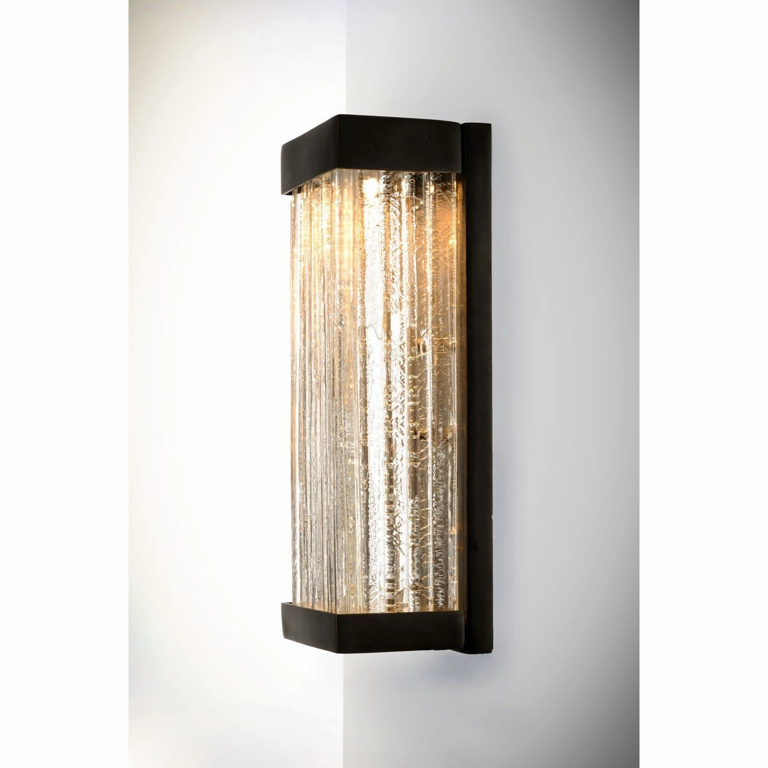 Encore VX Outdoor Wall Light