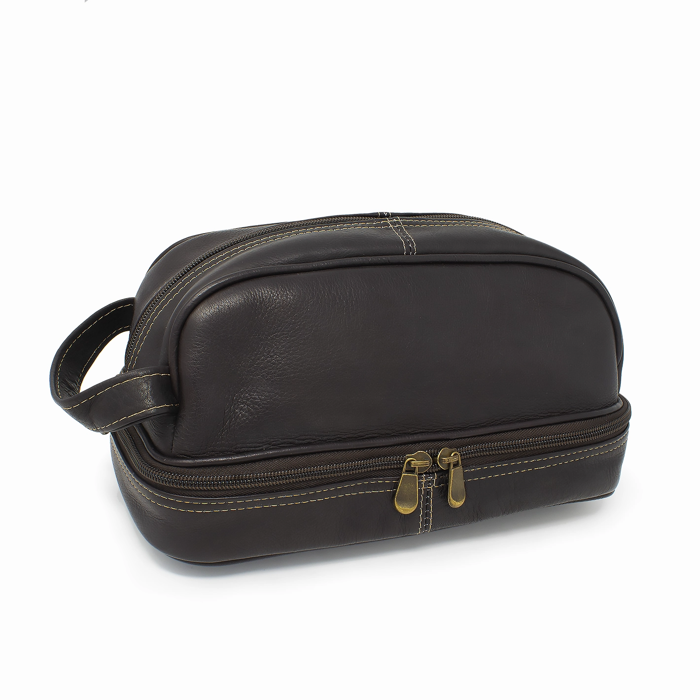 Daytrekr Leather Drop-Bottom Shave Kit Trending Today Steal