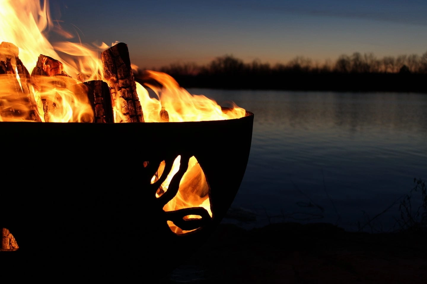Fire Pit Art Beachcomber 36-inch Match Lit Fire Pit Beachcomber - PENTA24-200K BTU