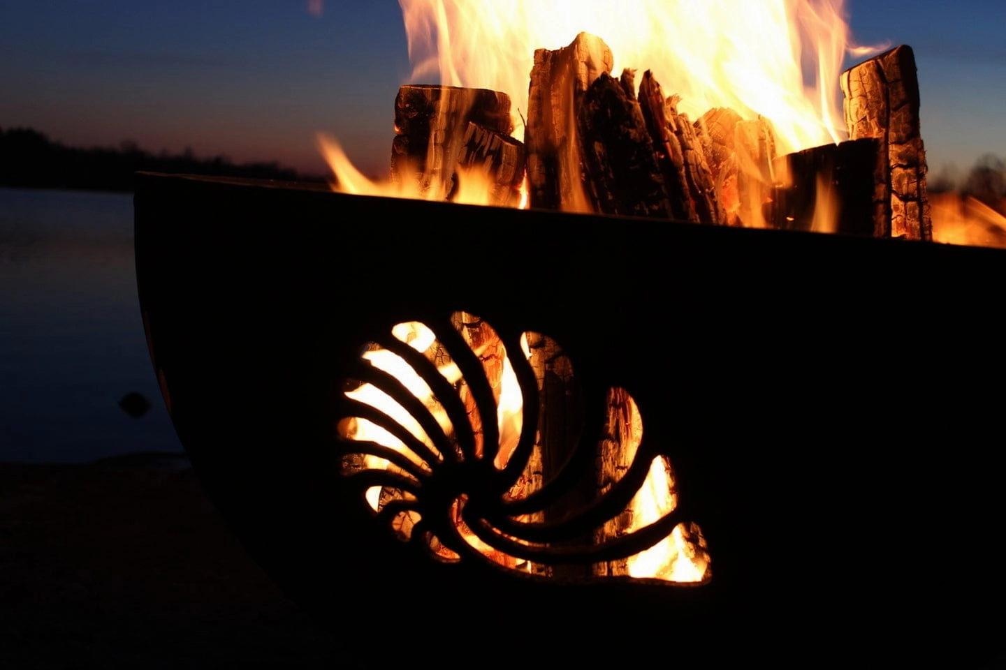 Fire Pit Art Beachcomber 36-inch Match Lit Fire Pit Beachcomber - PENTA24-200K BTU
