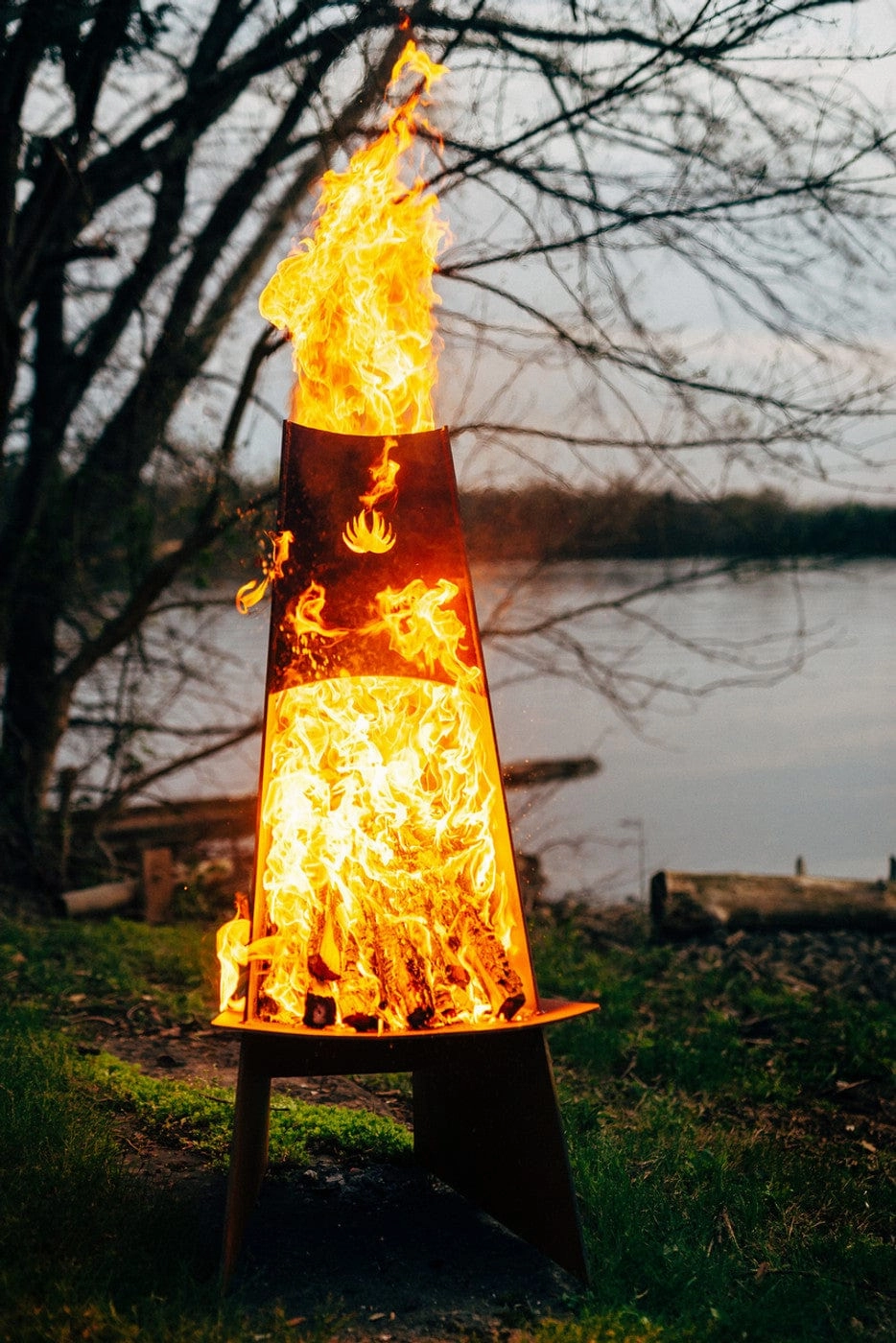 Fire Pit Art Vesuvius 21-inch Wood Burning Fire Pit - VES