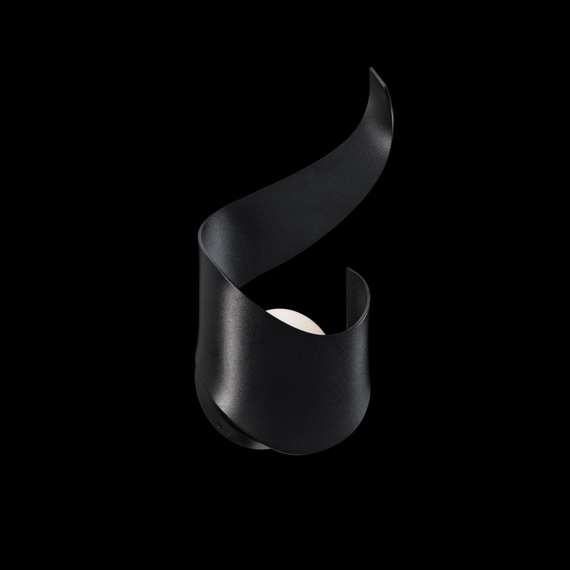Flamme 16" LED Outdoor Wall Light