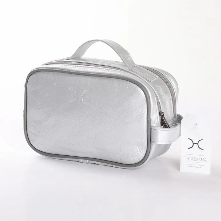Thandana Unisex Metallic Leather Vanity Case Grab Todays Deal Instant Hot Deal