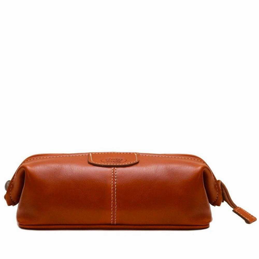 Clearance Steal Today Floto Leather Venezia Dopp Kit