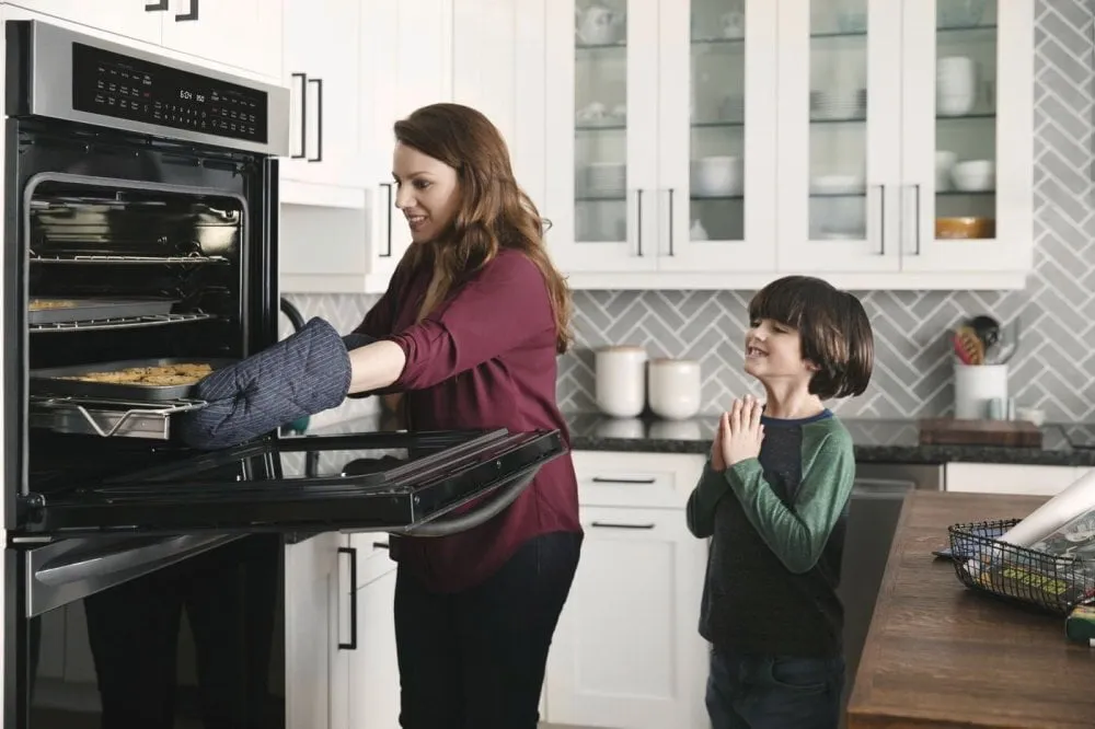 Frigidaire FGET3069UF Frigidaire Gallery 30'' Double Electric Wall Oven With Air Fry