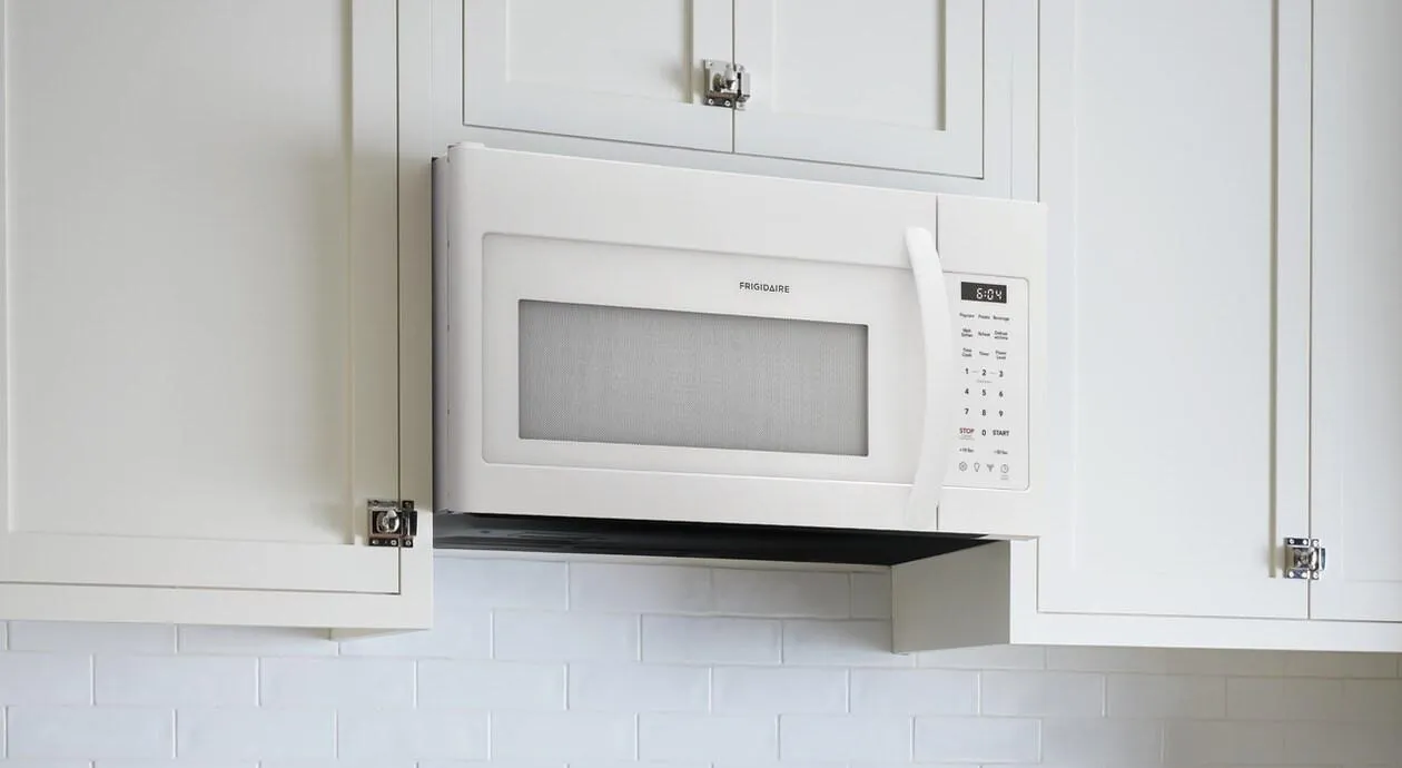 Frigidaire FMOS1846BW Frigidaire 1.8 Cu. Ft. Over-The-Range Microwave
