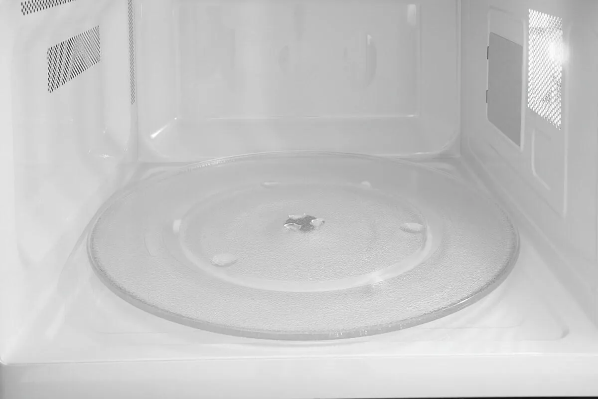 Frigidaire GMBS3068BF Frigidaire Gallery 2.2 Cu. Ft. Built-In Microwave