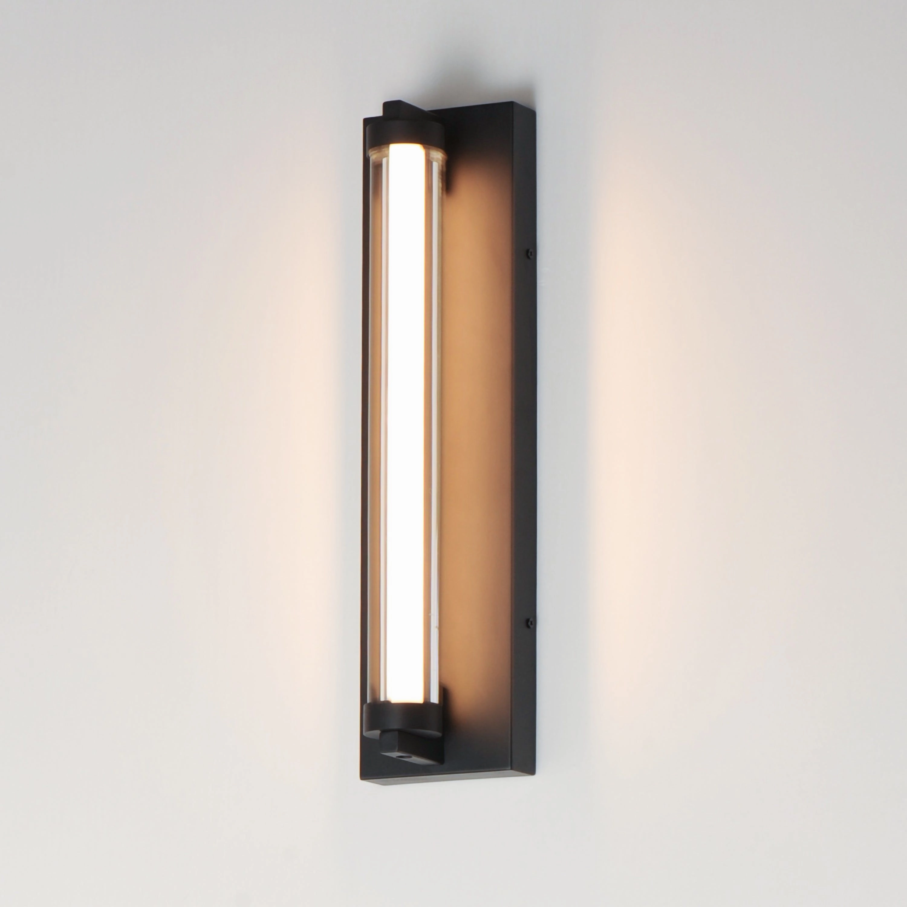 Fuse 18" LED Outdoor Wall Sconce