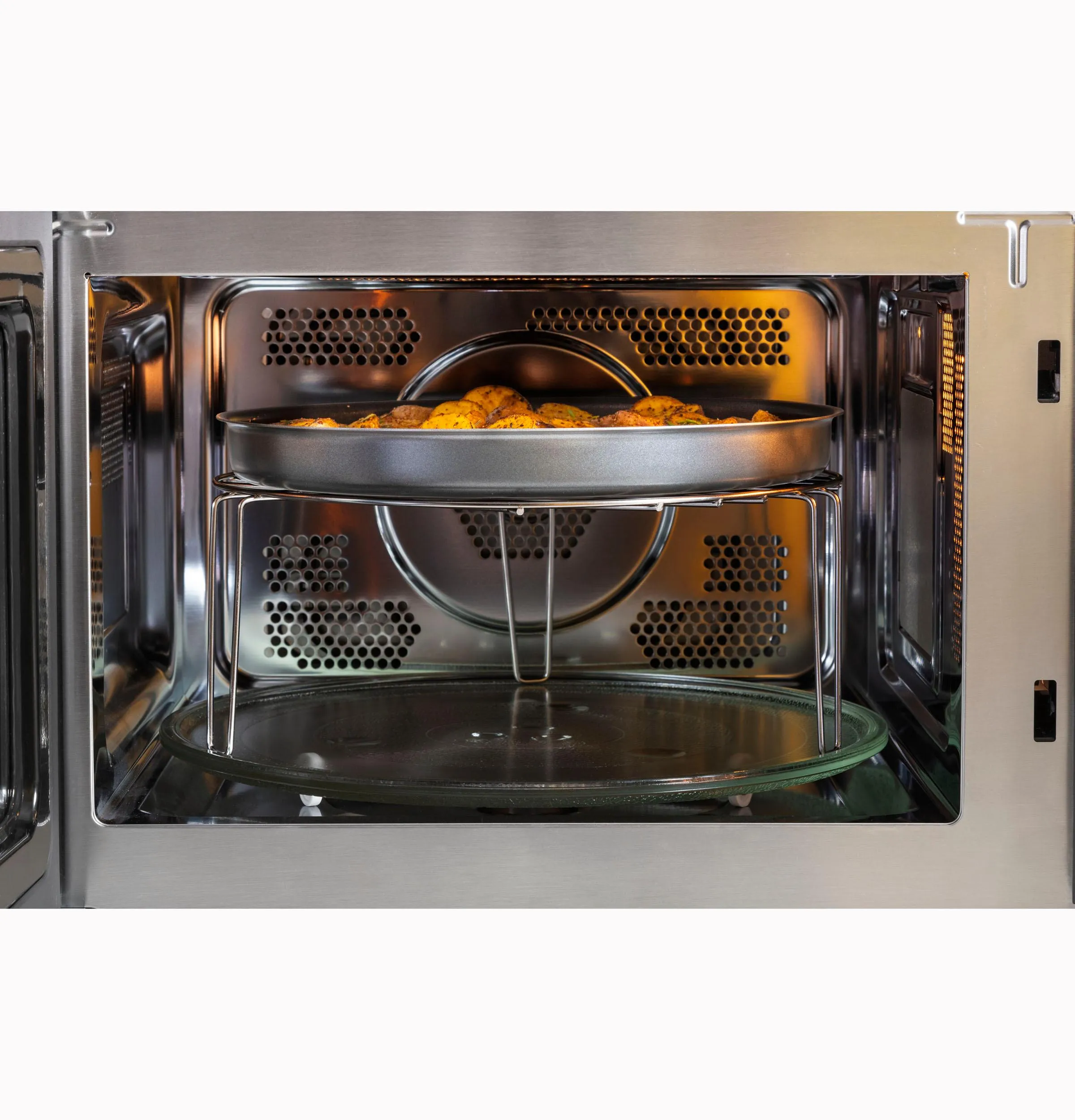 Ge Appliances GCST10A1WSS Ge? 1.0 Cu. Ft. Capacity Countertop Convection Microwave Oven With Air Fry