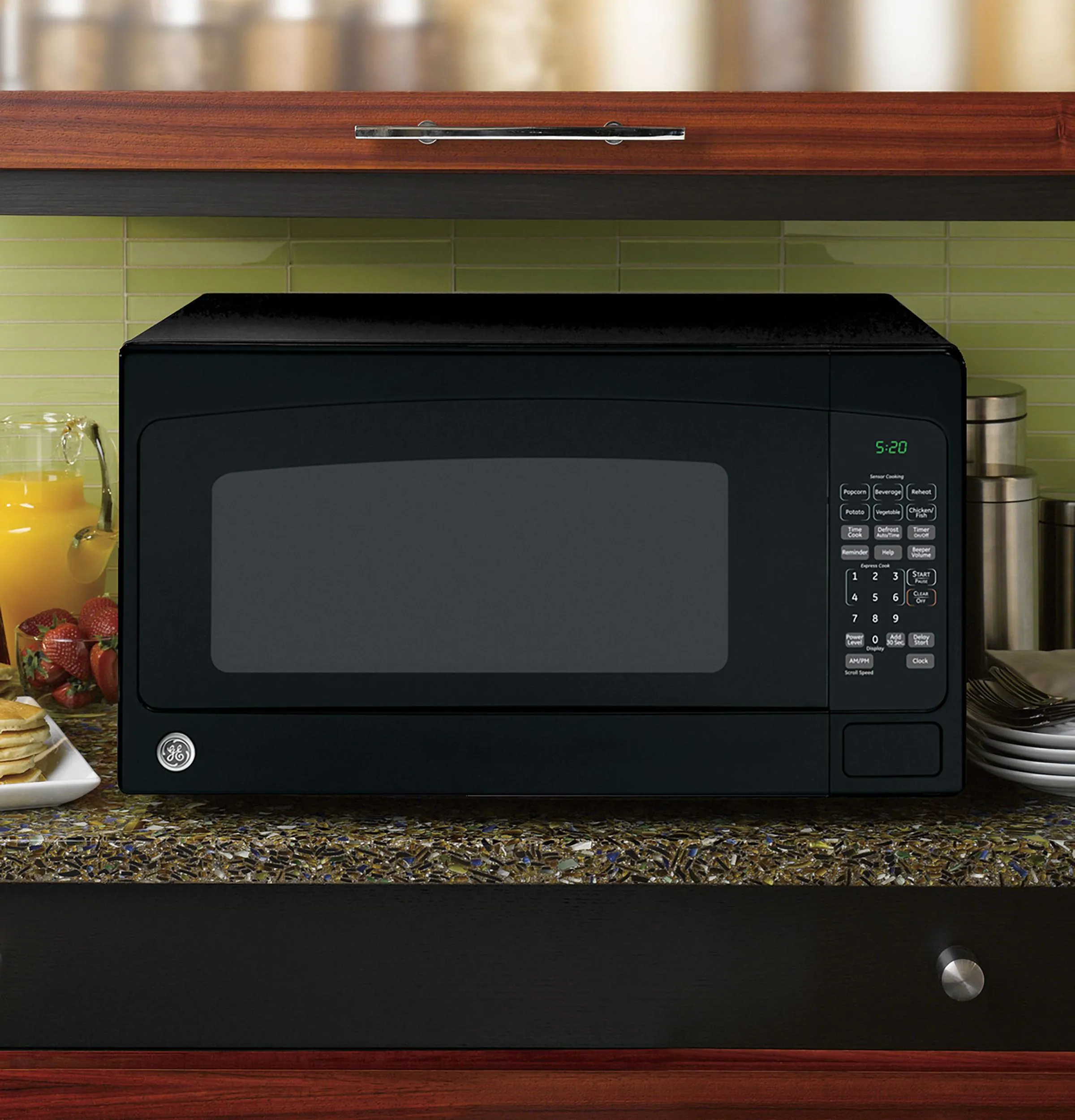 Ge Appliances GCST20S1WBB Ge? 2.0 Cu. Ft. Capacity Countertop Microwave Oven