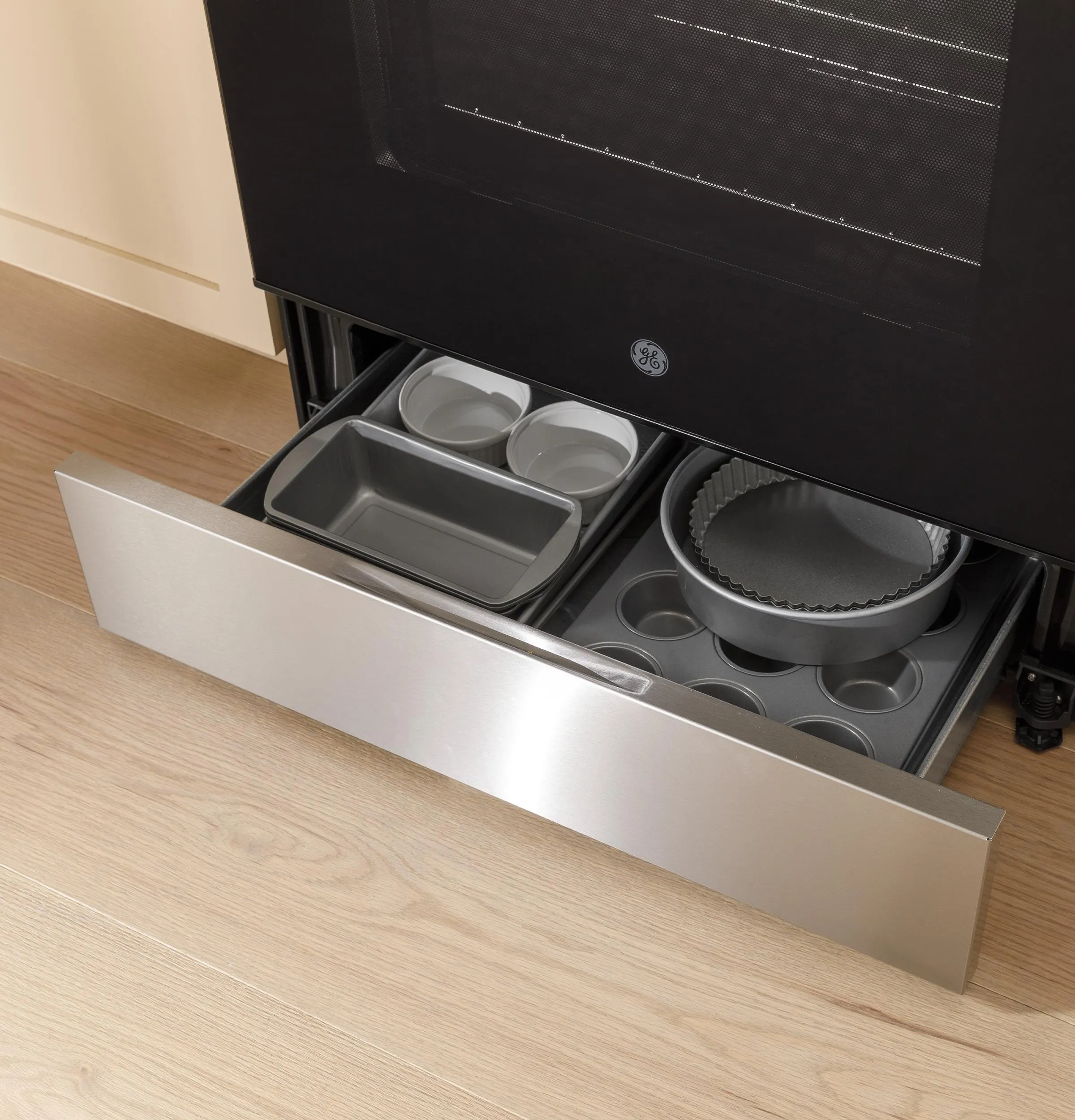 Ge Appliances GGF500PVSS Ge? 30" Free-Standing Gas Range With Crisp Mode