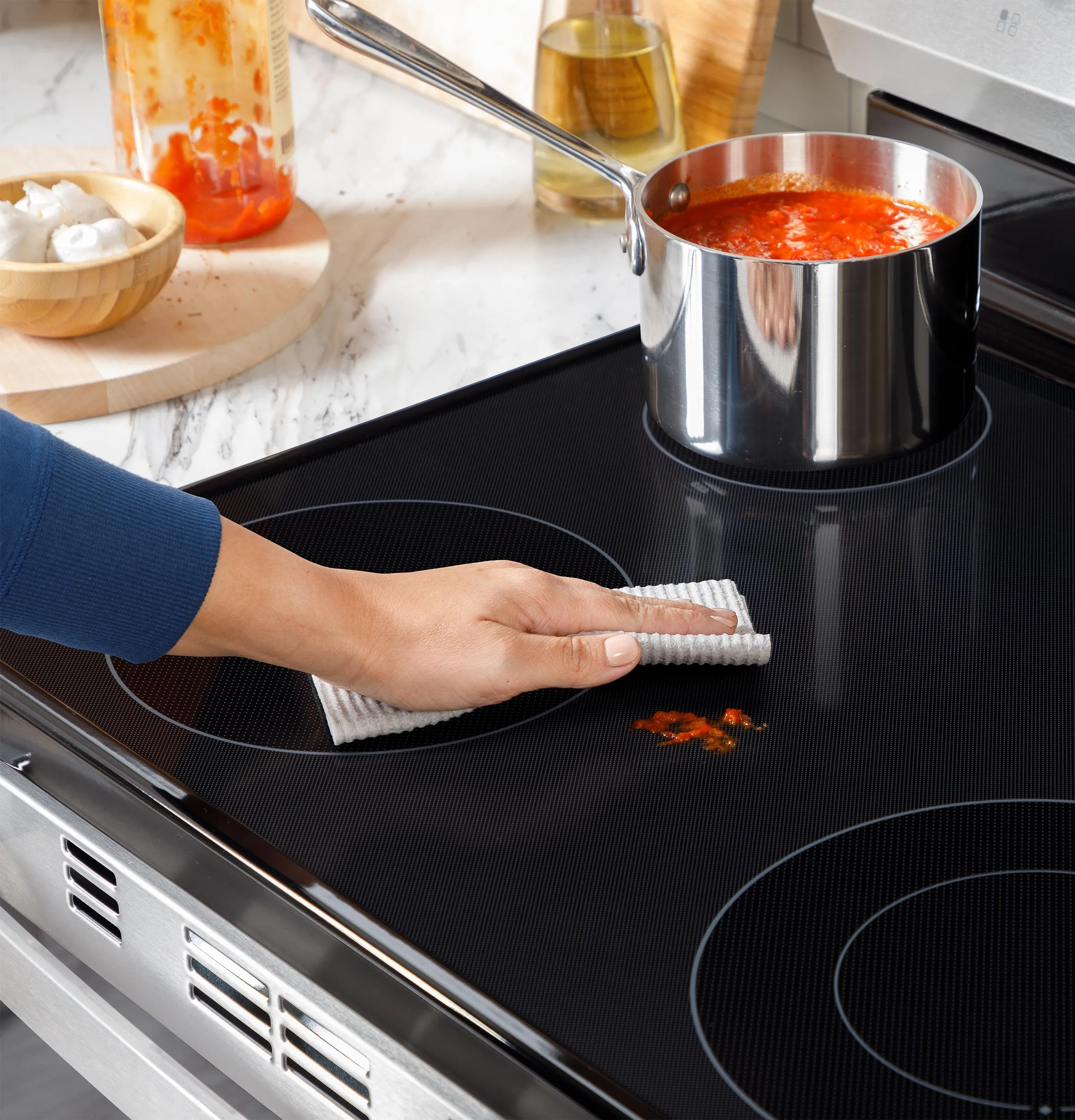 Ge Appliances GRS500PVSS Ge? 30" Slide-In Electric Range